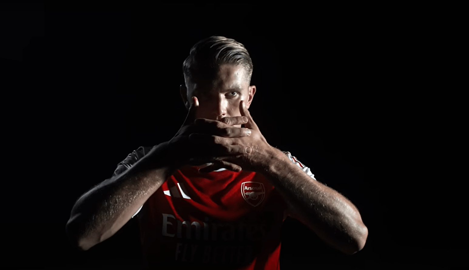 Ο Γιόκερες άφησε στην Πορτογαλία τη μια πρώην και «πάει» στο Λονδίνο για την άλλη