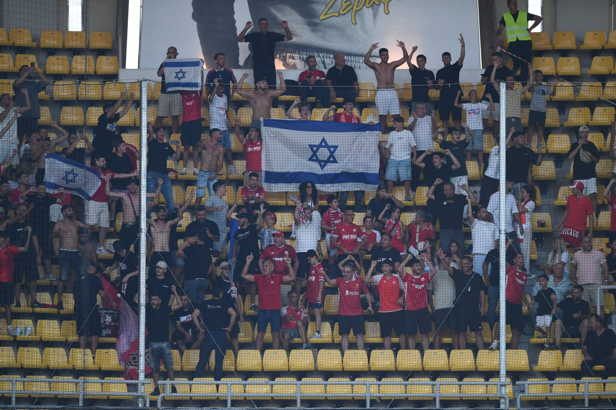 «Ο προπονητής του Ισραήλ δέχθηκε επίθεση στην Αθήνα πριν το ΑΕΚ-Χάποελ Μπερ Σεβά»