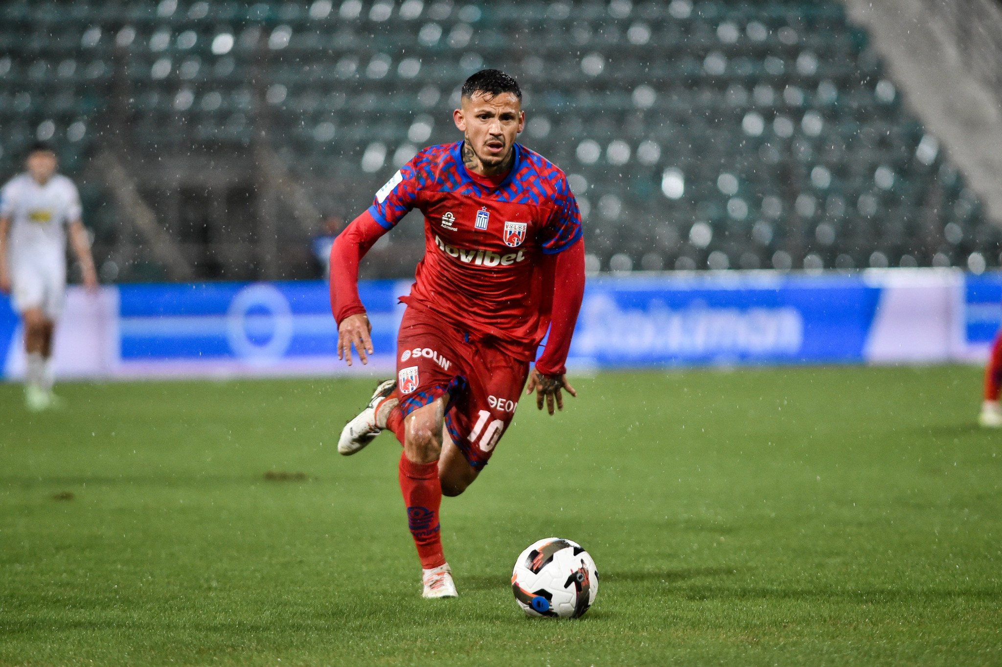 Ο Αστέρας AKTOR ενισχύεται στο «10» με τον Τζούνιορ Μεντιέτα