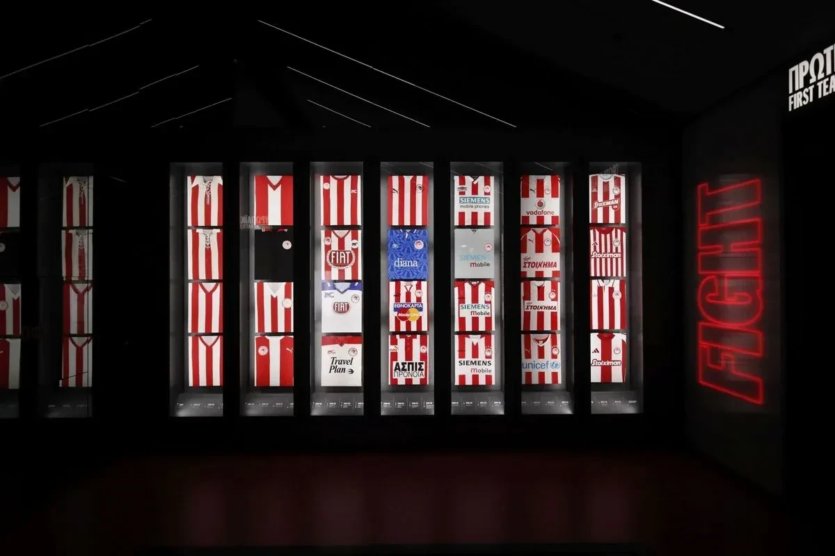 Η εντυπωσιακή αίθουσα στο Μουσείο του Ολυμπιακού με τις ιστορικές εμφανίσεις