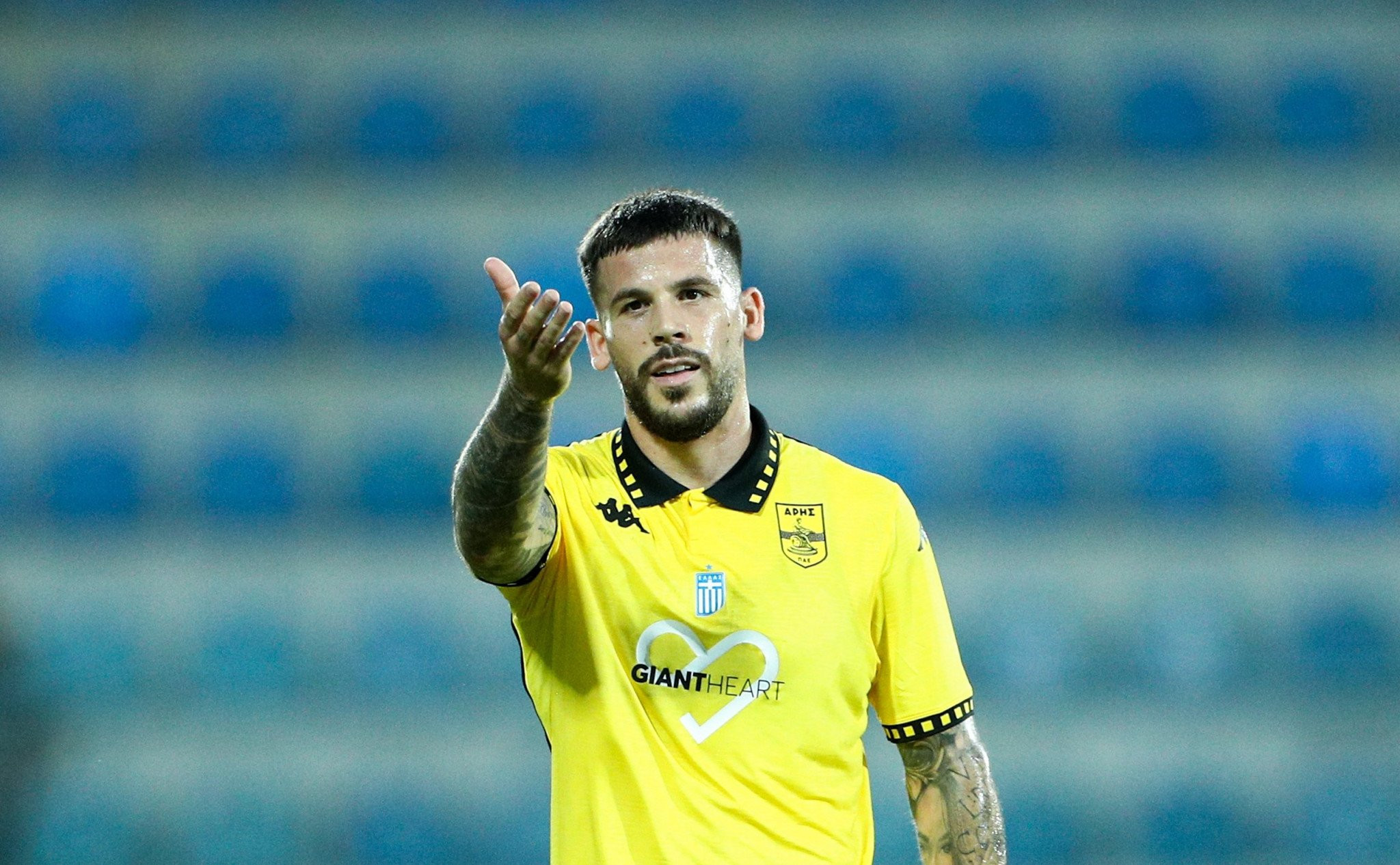 Ο Πέρεθ αποκάλυψε πώς δέχθηκε την επίθεση από σκύλο και χρειάστηκε ράμματα