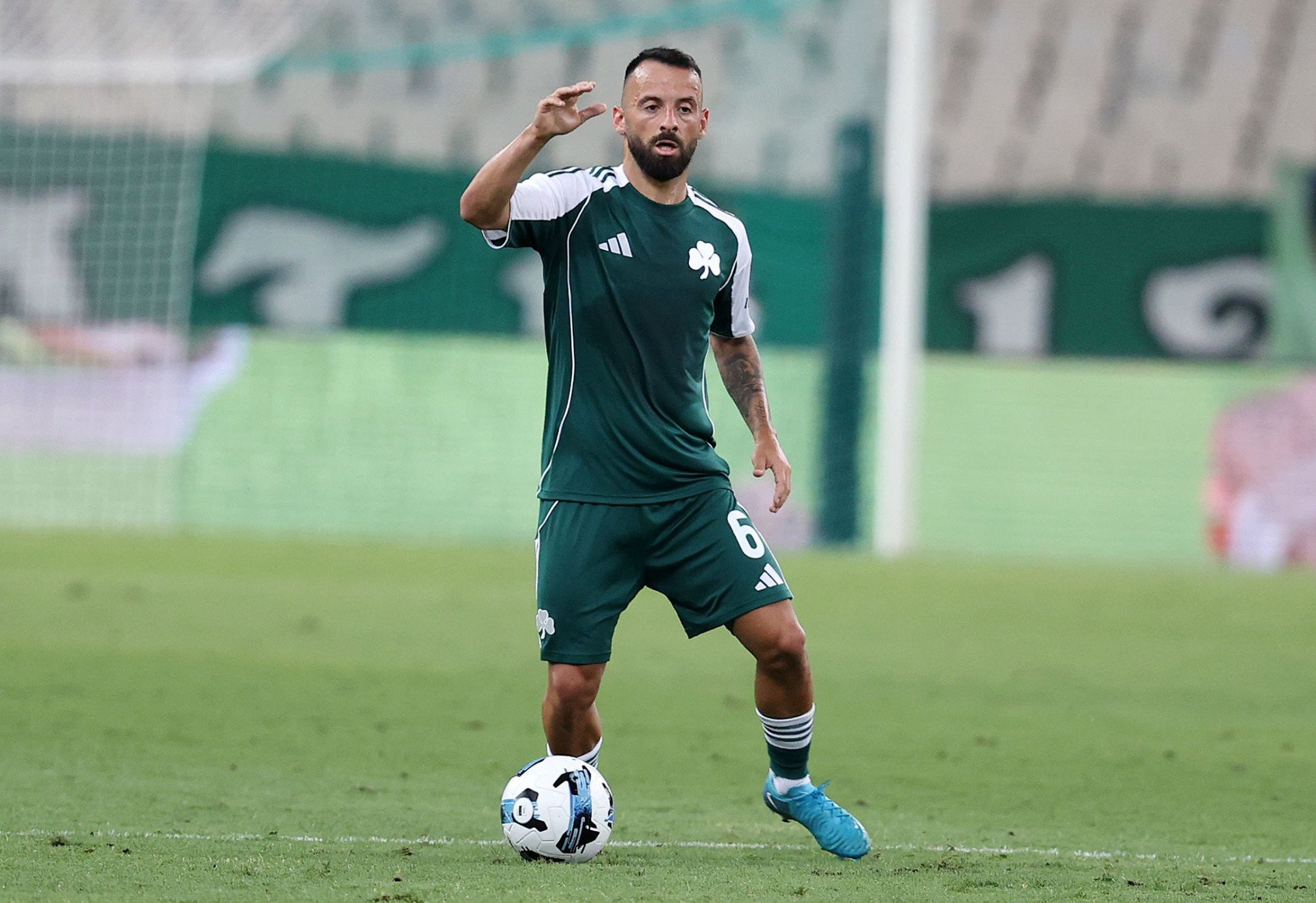 Σιώπης: «Δεν μπορούμε να χαρίζουμε άλλα ματς, να παίρνουμε τις νίκες παντού, με κάθε τρόπο»