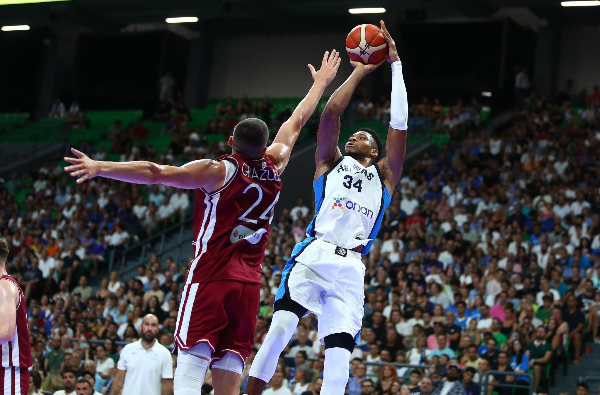 Σαν θηρίο στο κλουβί: Αυτά έκανε ο Γιάννης στο φιλικό της Εθνικής κόντρα στη Λετονία