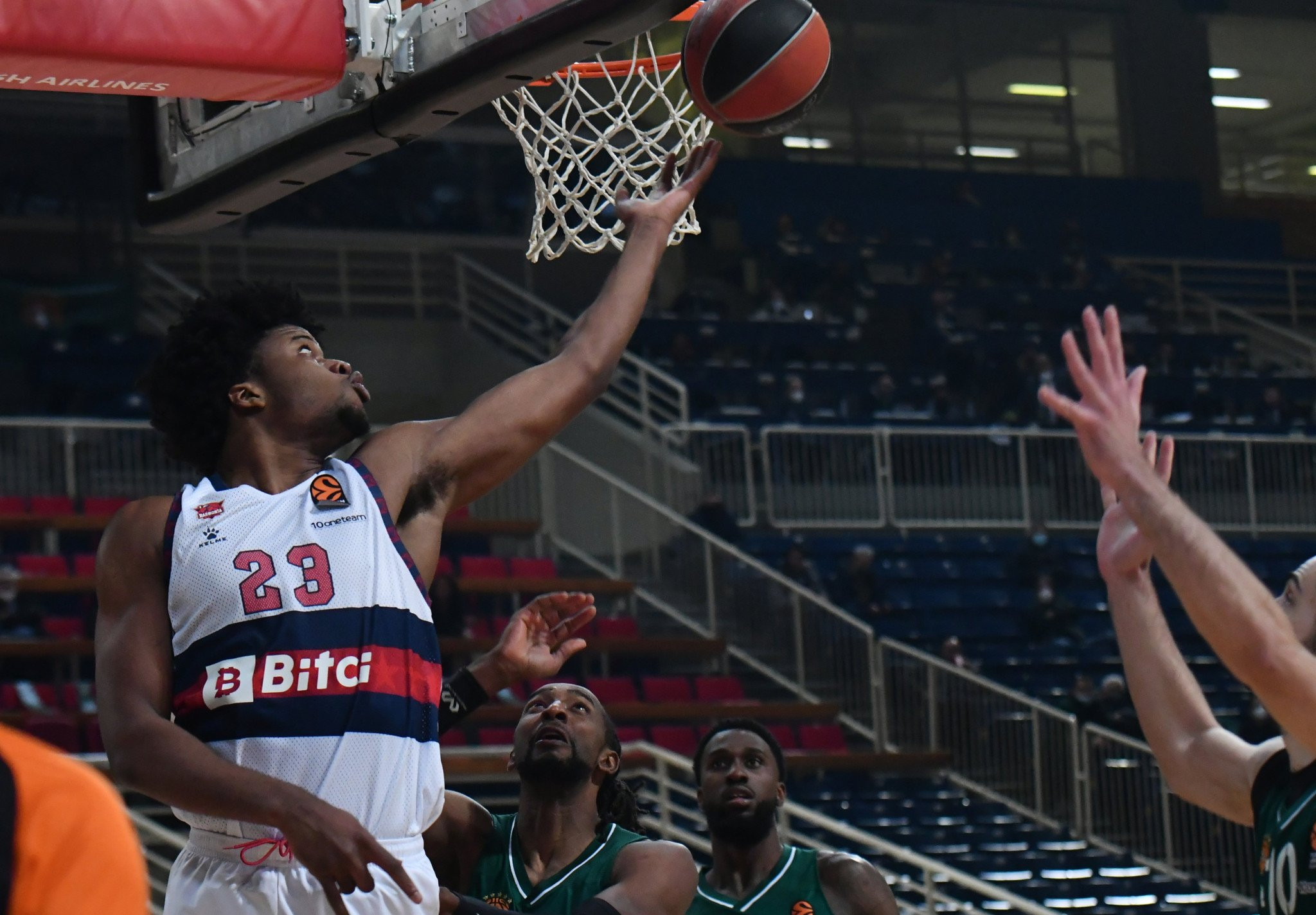 Ίνοχ: «Ο Άρης πιστεύει σε μένα κι εγώ είμαι έτοιμος για… μάχη»