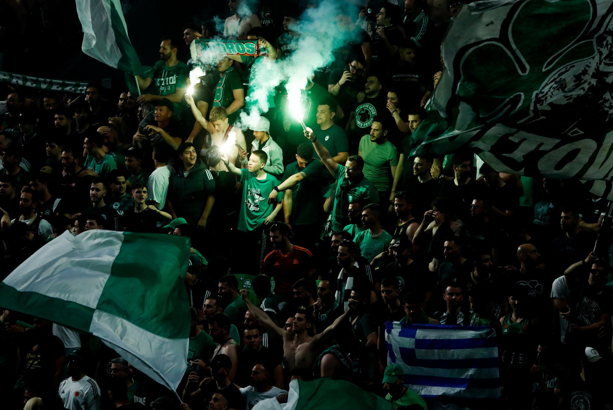 H απάντηση της Euroleague στη μητέρα του Χολμς: «Θα μπει σε ένα μπασκετικό "καζάνι", γνωστό ως ΟΑΚΑ»