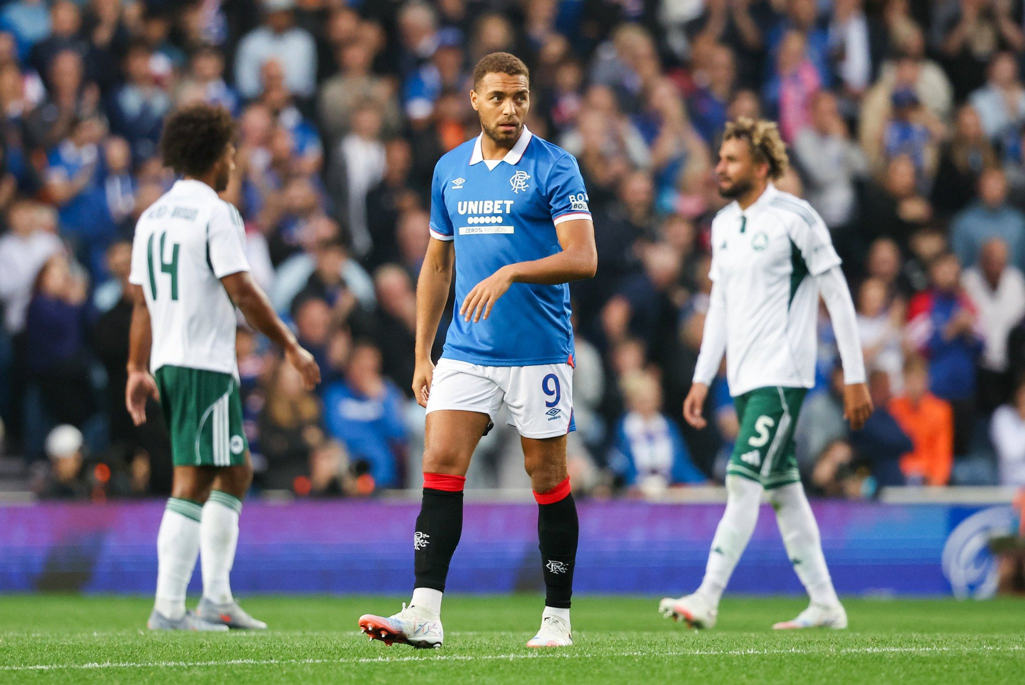 Η ΑΕΚ επιμένει για Ντέσερς και θα εξαντλήσει μέχρι τέλος Αυγούστου τις πιθανότητες