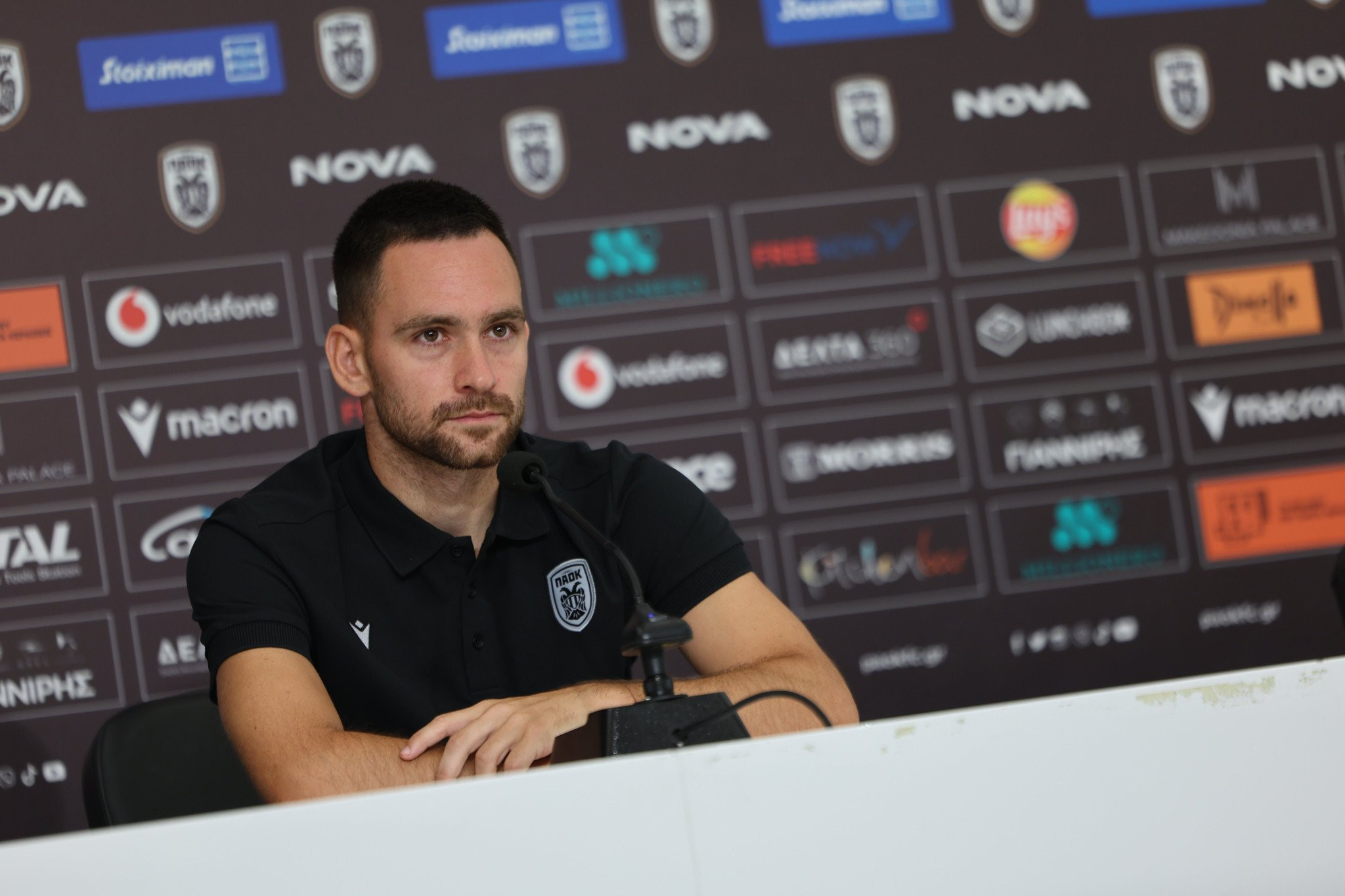 Ζίβκοβιτς: «Θα απαντήσουμε στο γήπεδο»