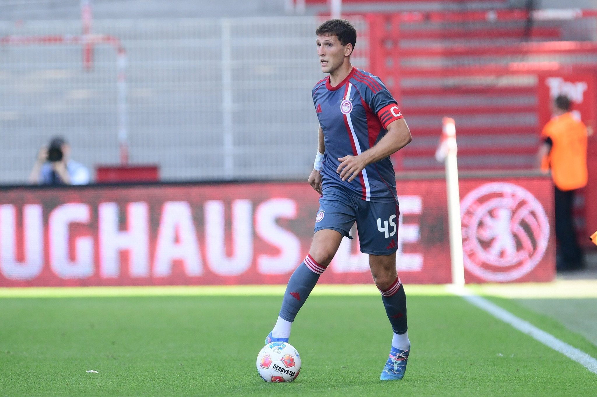 Ρέτσος: «Δώσαμε το 100% σε κάθε φιλικό - Όνειρο κάθε παίκτη να παίξει στο Champions League»