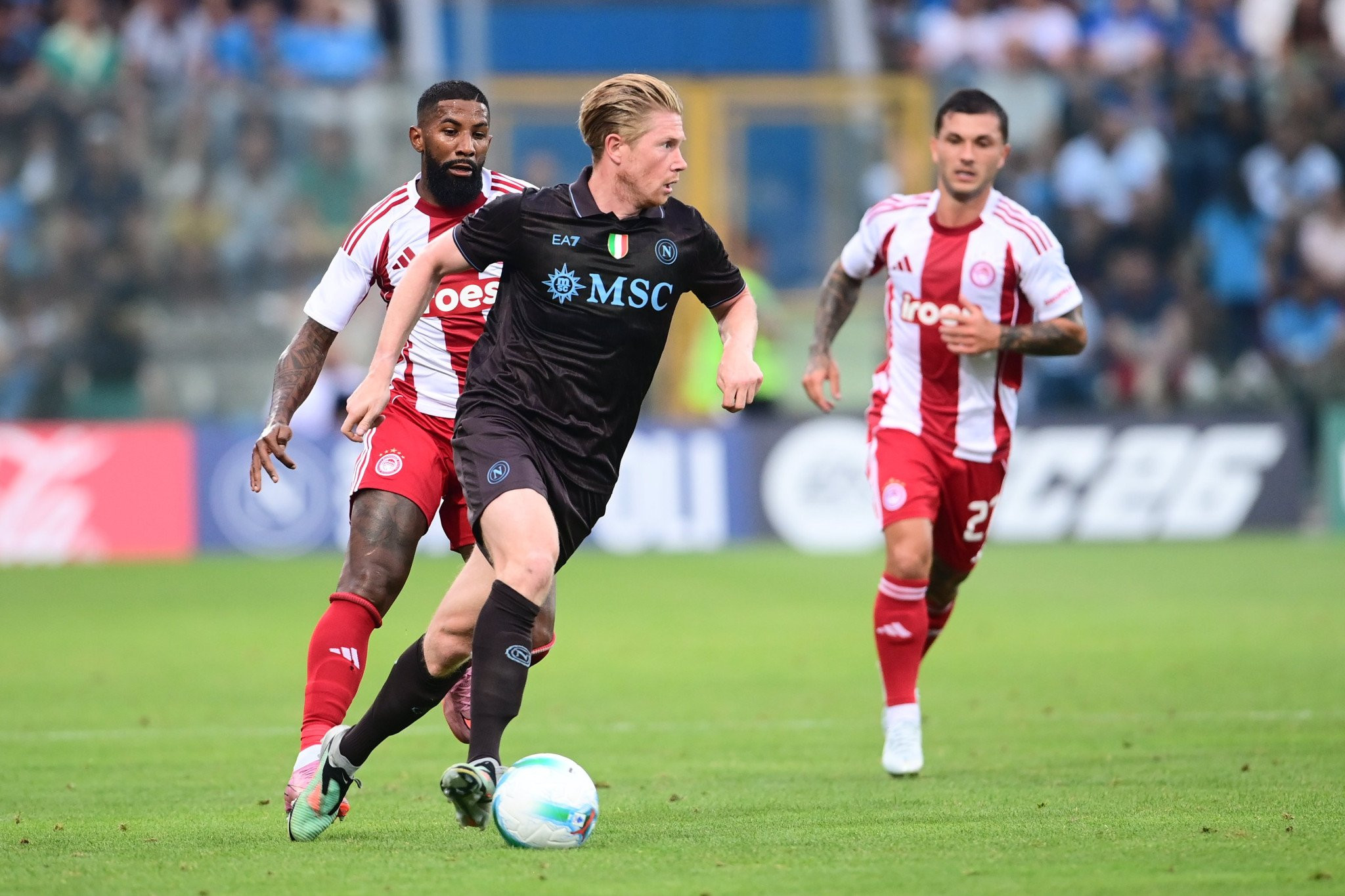 Πάλεψε ο Ολυμπιακός, αλλά υπέκυψε στην ανωτερότητα της Νάπολι