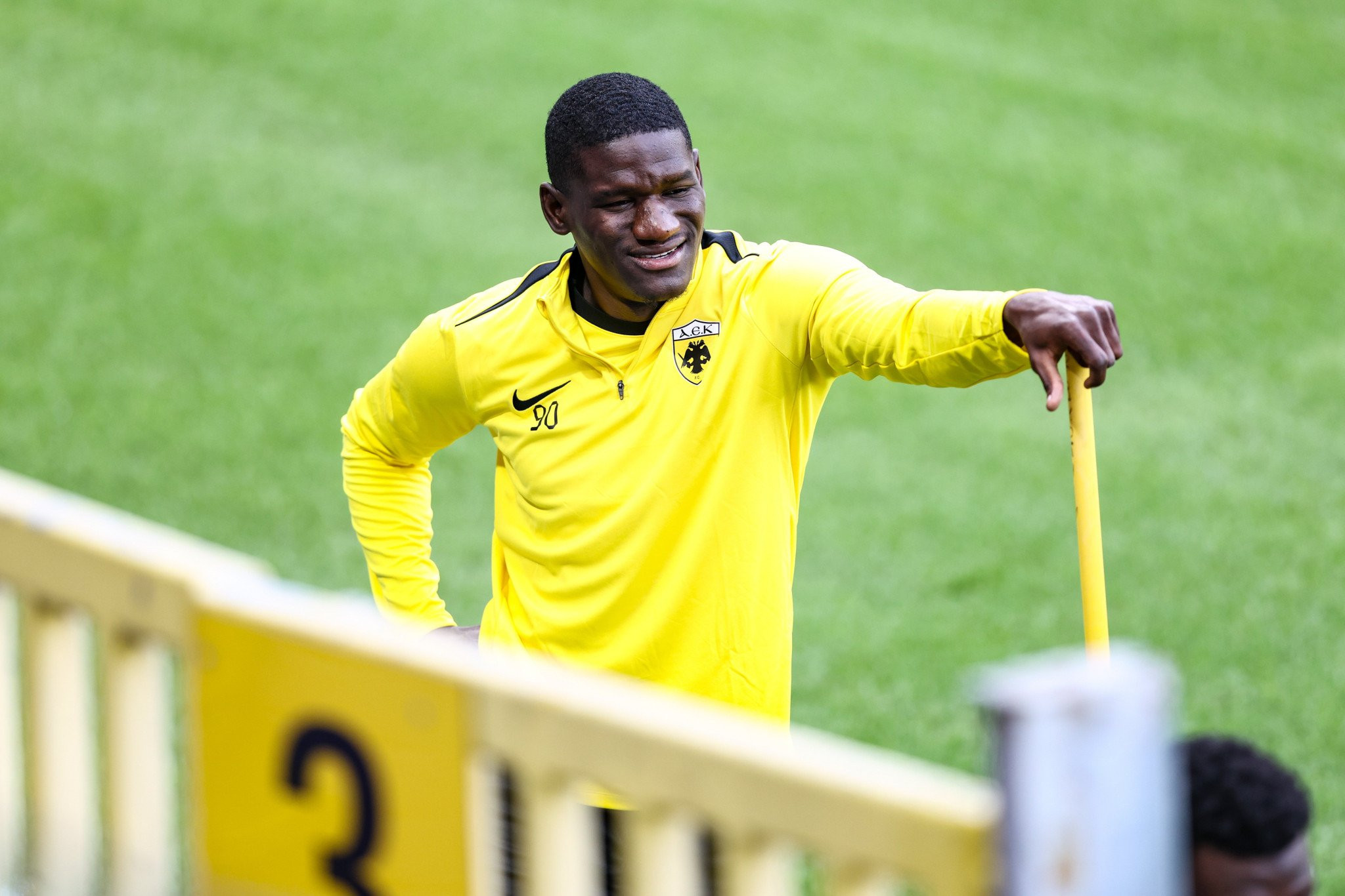 Ο πιο έξυπνος χαμογελά