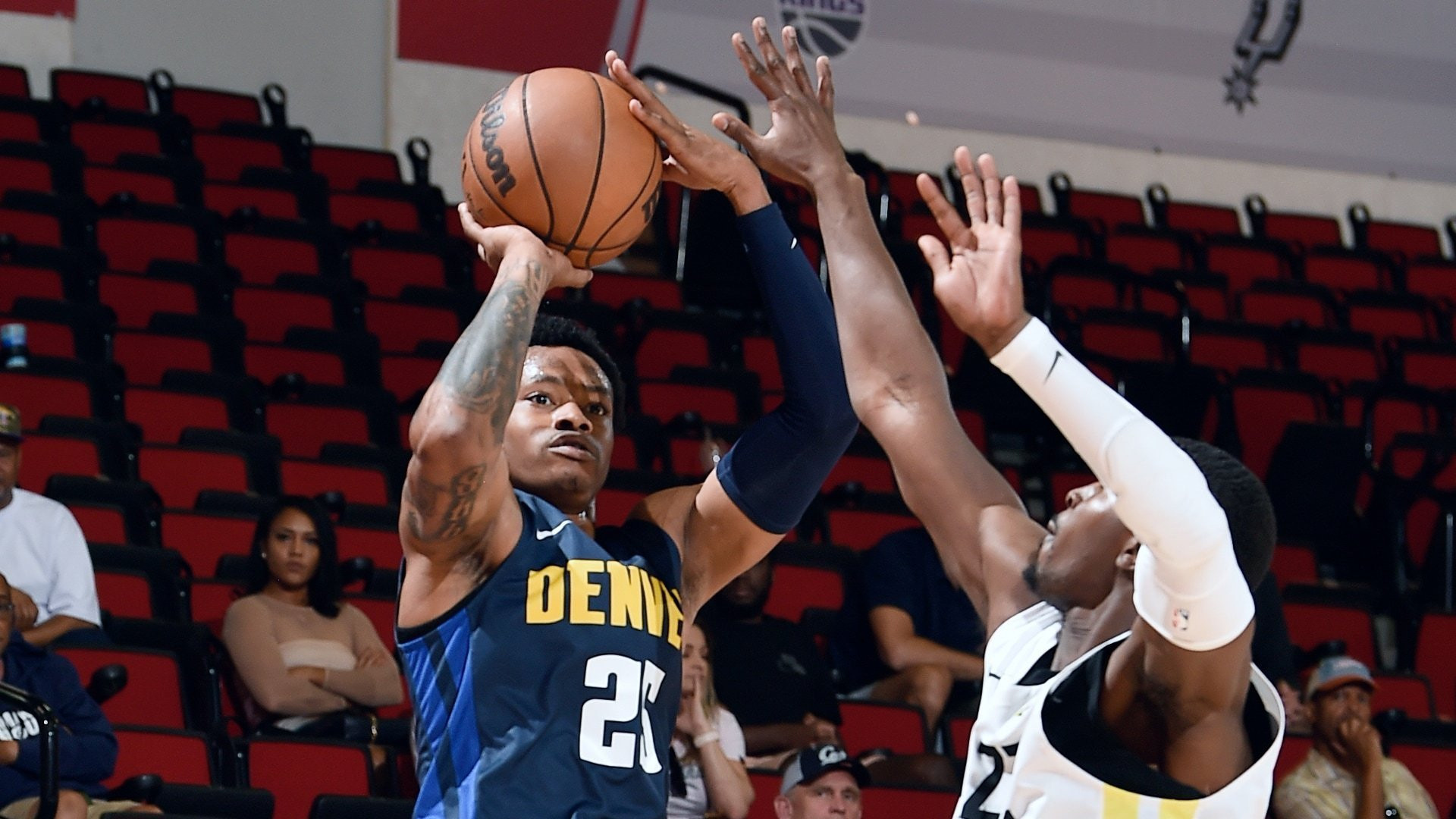 Πρόταση της ΑΕΚ στον Αντόνις Αρμς (video)