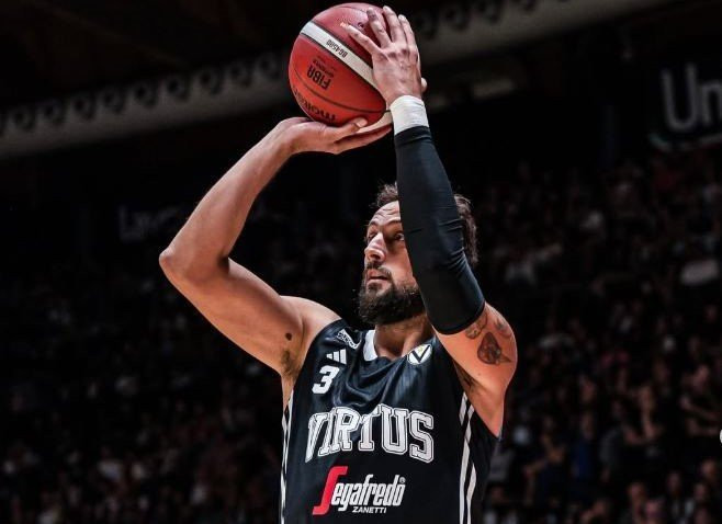 Ο Μπελινέλι έβαλε τέλος στην μεγάλη καριέρα του στα παρκέ (video)