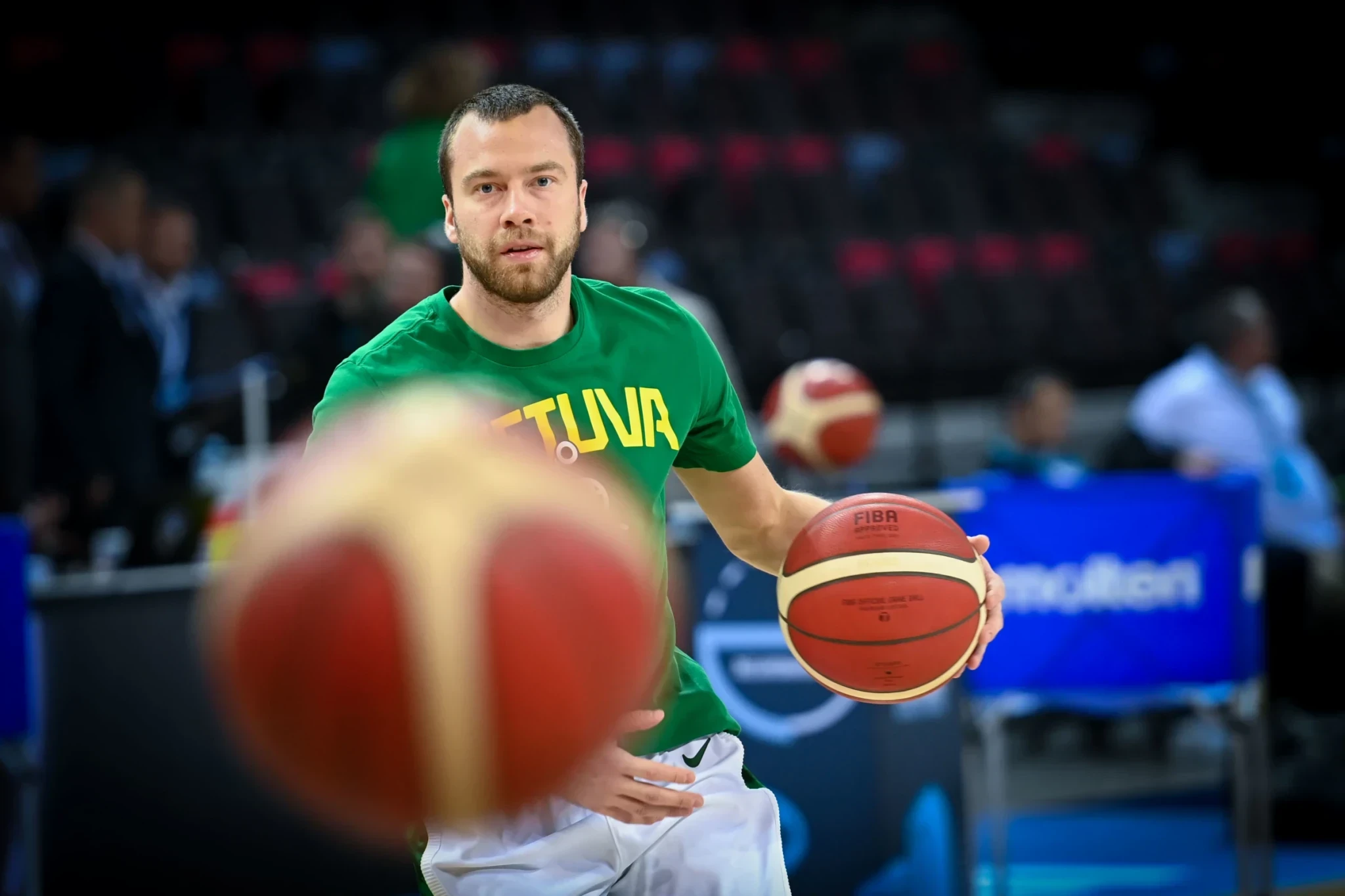 Προχωράει για Λεκαβίτσιους η ΑΕΚ