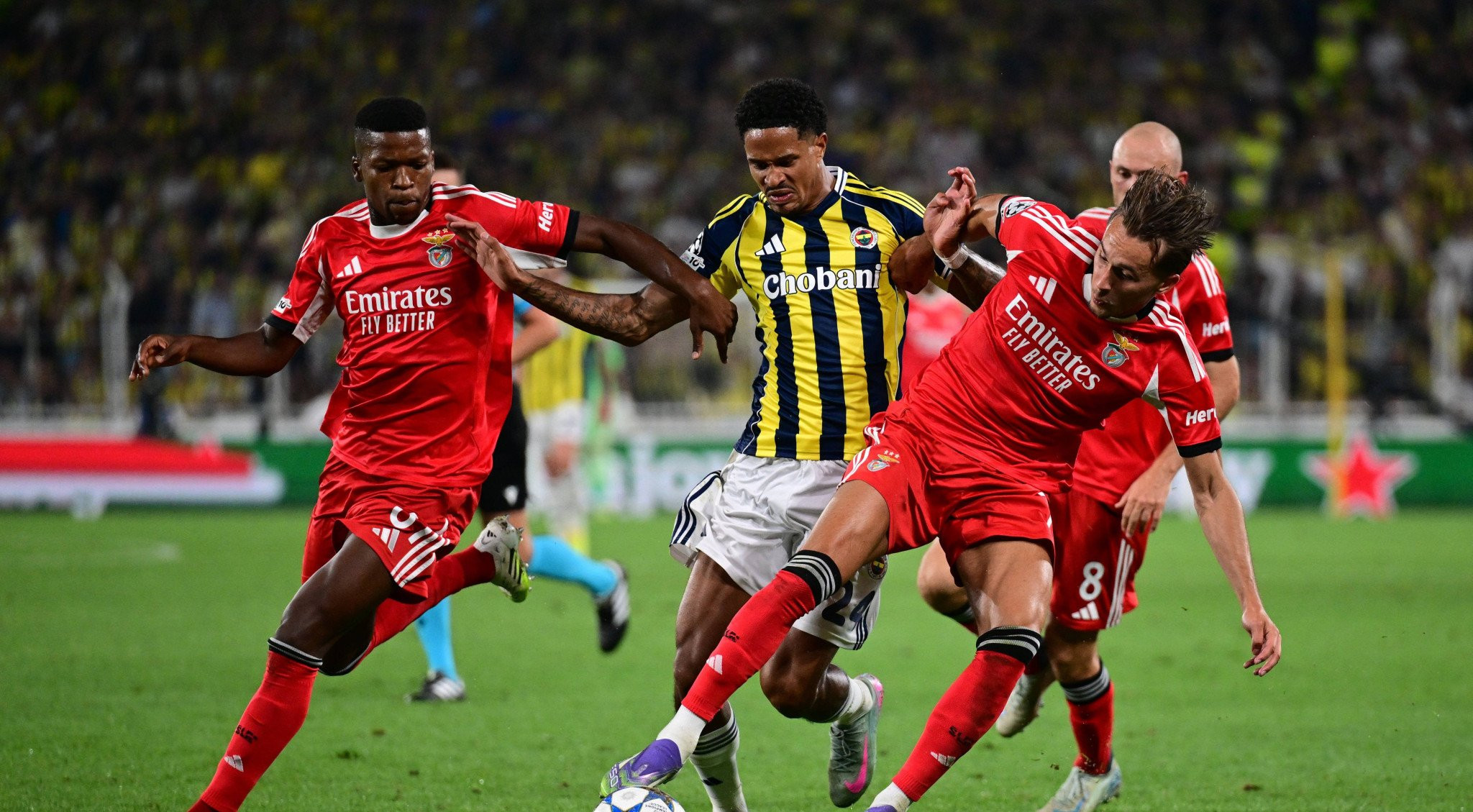 Υπέροχη πρωτοβουλία της Φενέρ: Όλοι οι παίκτες θα δωρίζουν μέρος του μισθού τους σε παιδιά που έχουν ανάγκη