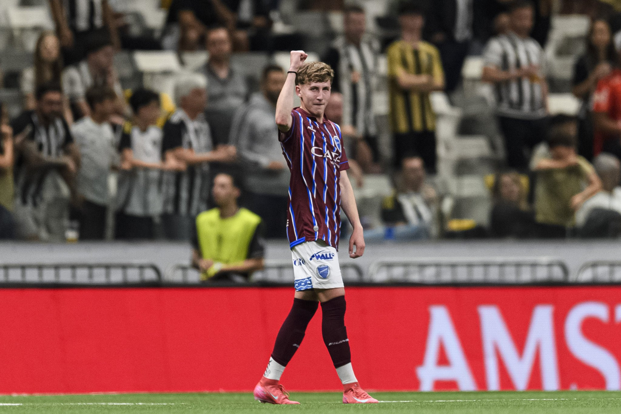 Ο Παναθηναϊκός και η πλευρά Αντίνο πιέζουν με όλους τους τρόπους τη Γοδόι Κρουζ για το «deal»