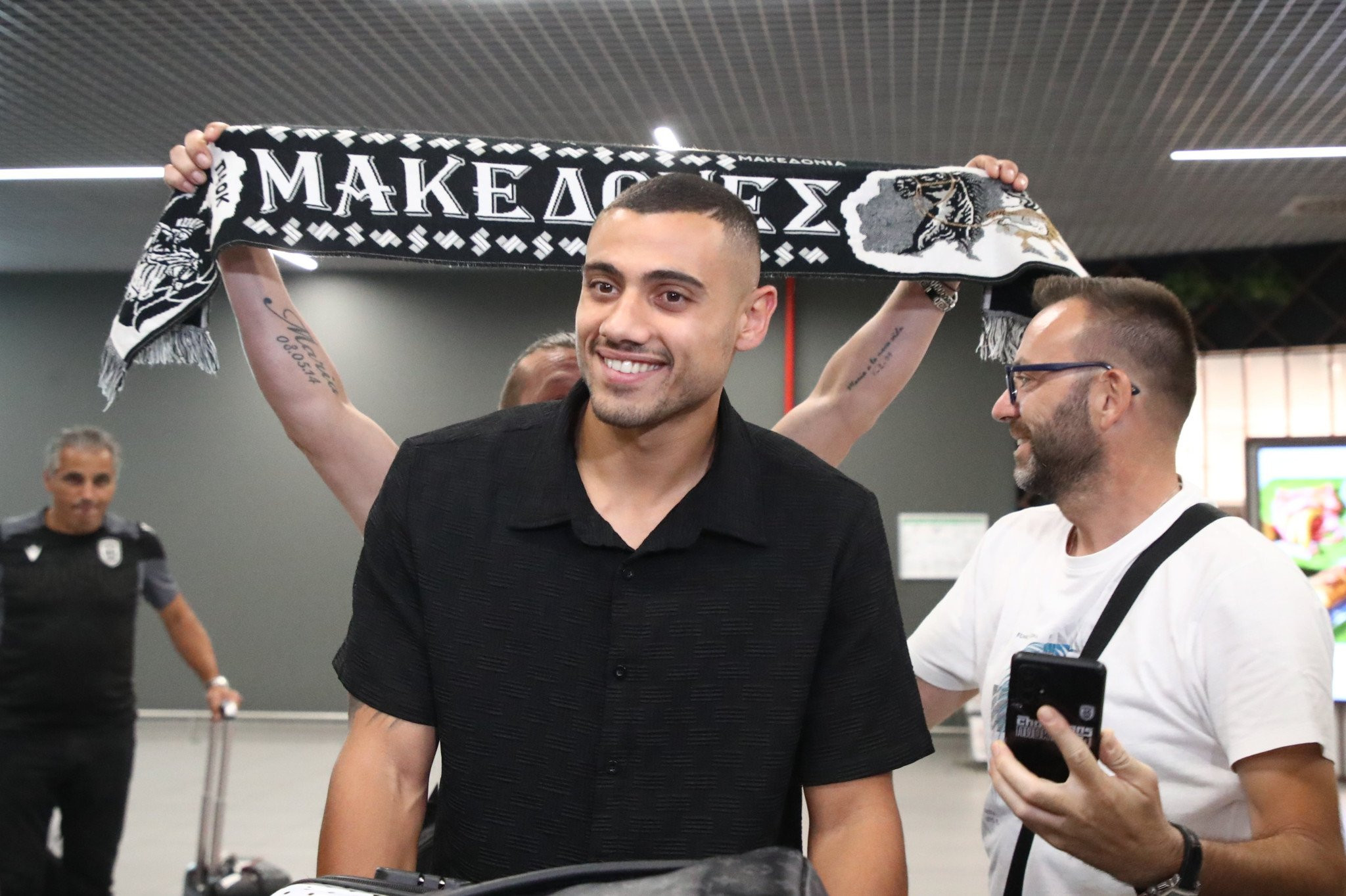 Ο Γιακουμάκης πήρε το «7» που άφησε ο Κωνσταντέλιας στον ΠΑΟΚ