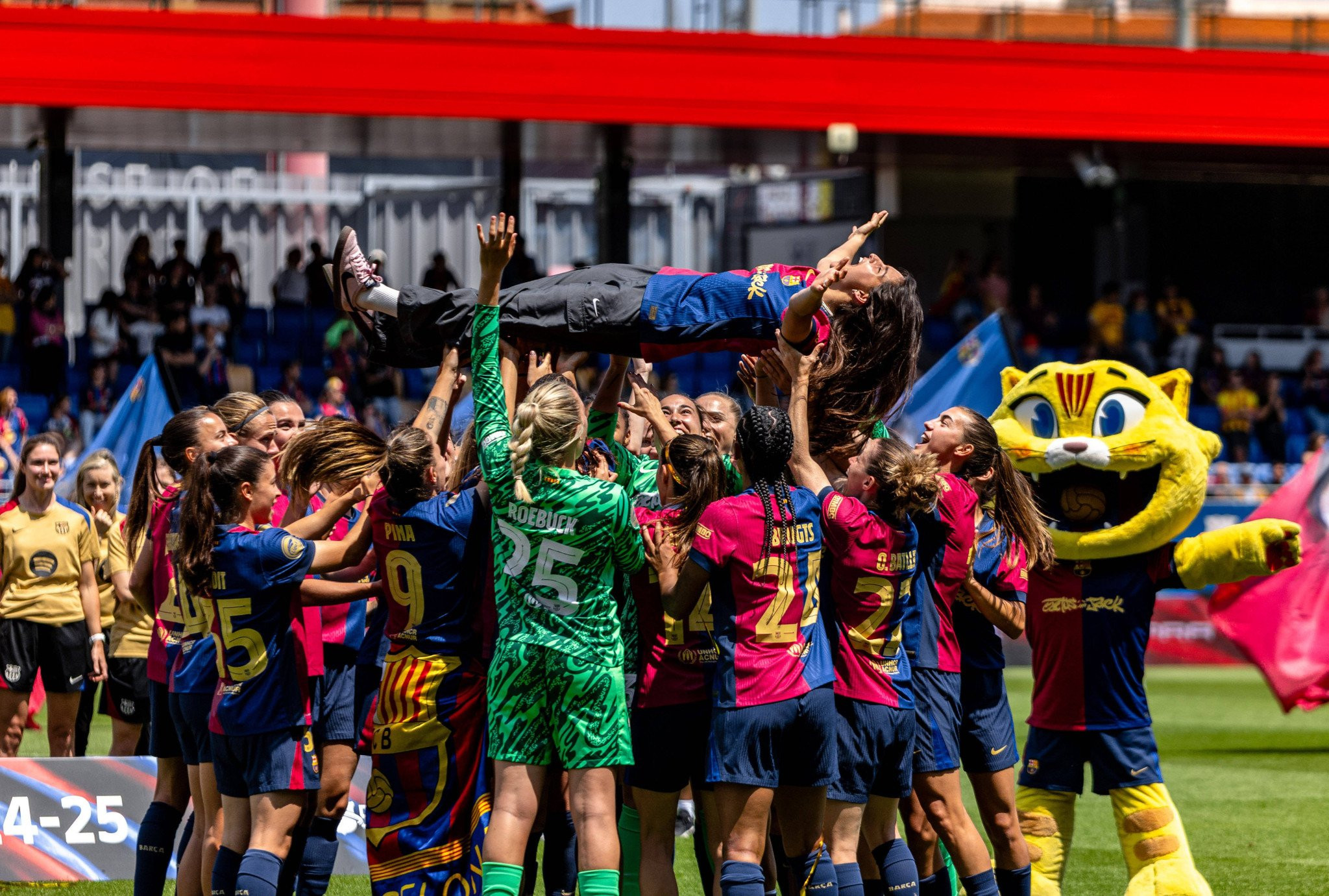 Σούπερ παρολί από το Champions League Γυναικών!