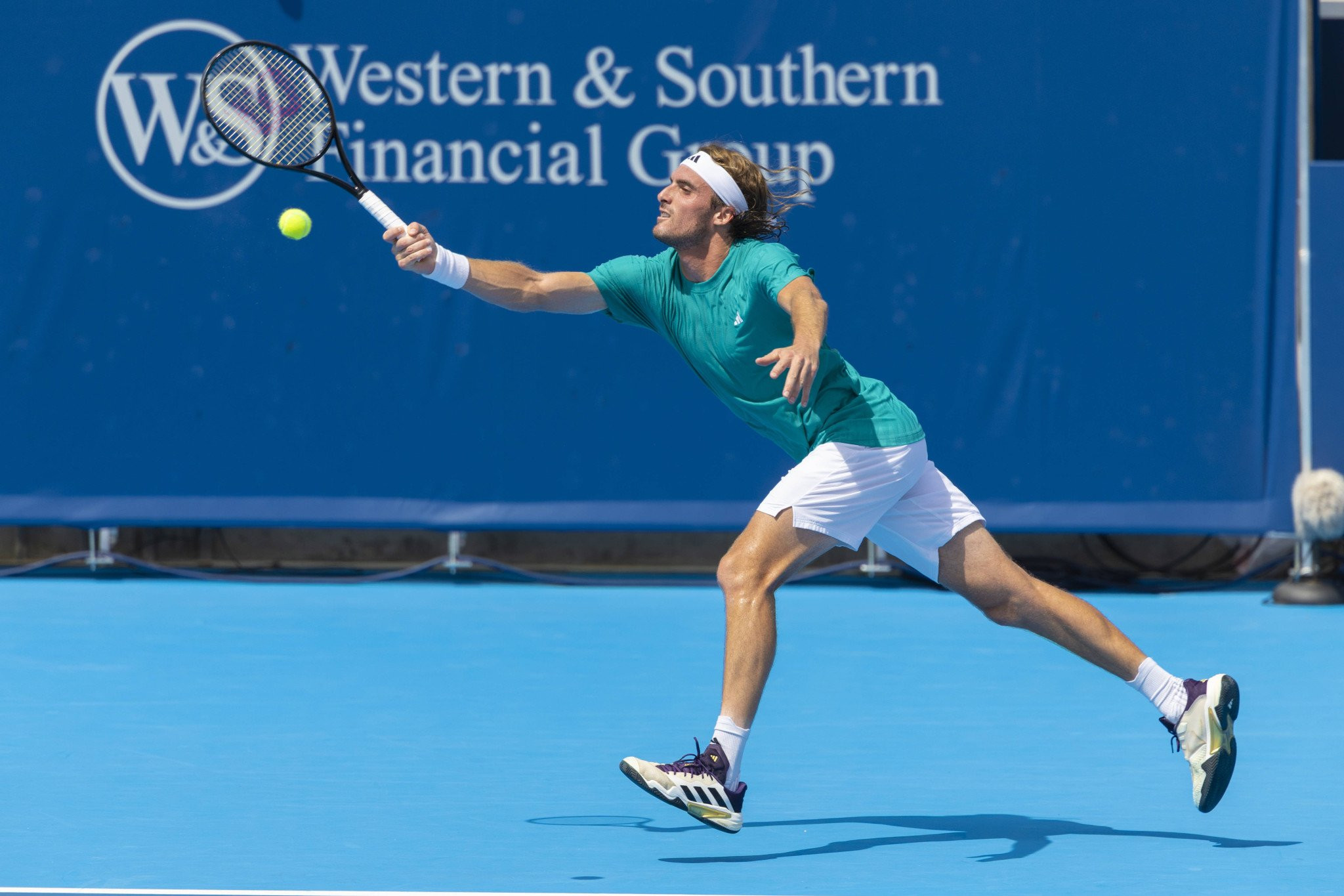 Αποκλεισμός με ανατροπή απ' τον Μπονζί για τον Τσιτσιπά