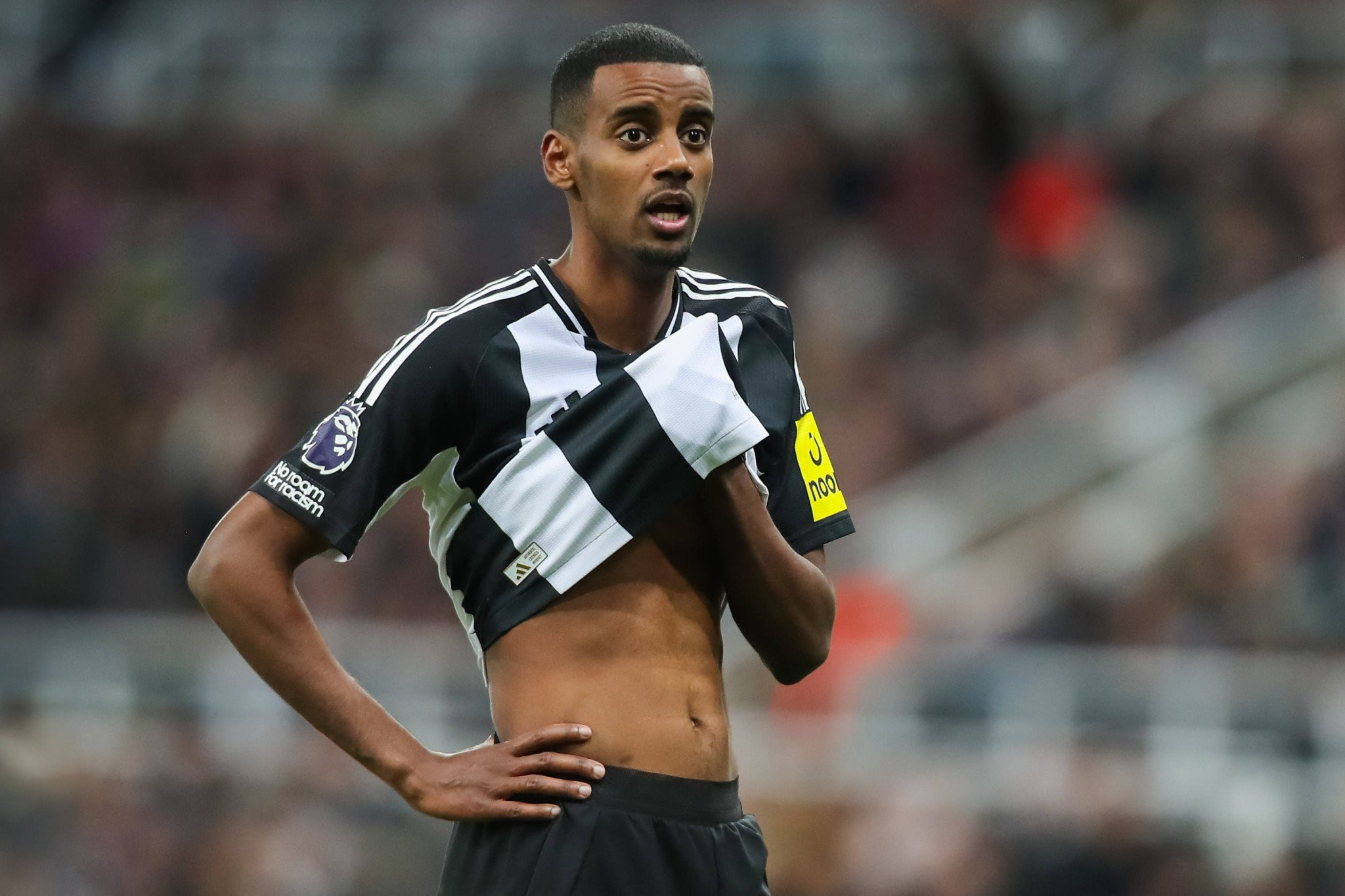 Τα δίνει όλα η Λίβερπουλ, καταθέτει προσφορά - ρεκόρ στη Νιουκάστλ για να αποκτήσει επιτέλους τον Ίσακ