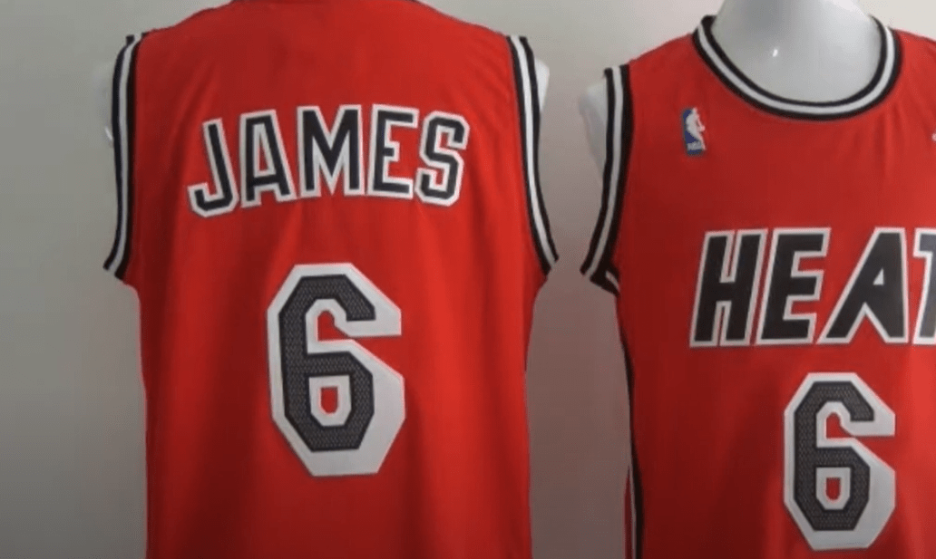 Η Εισαγγελία των ΗΠΑ στο κυνήγι ενός πρώην υπαλλήλου των Μαϊάμι Χιτ: Έκλεψε ιστορικές φανέλες της ομάδας και τις πούλησε