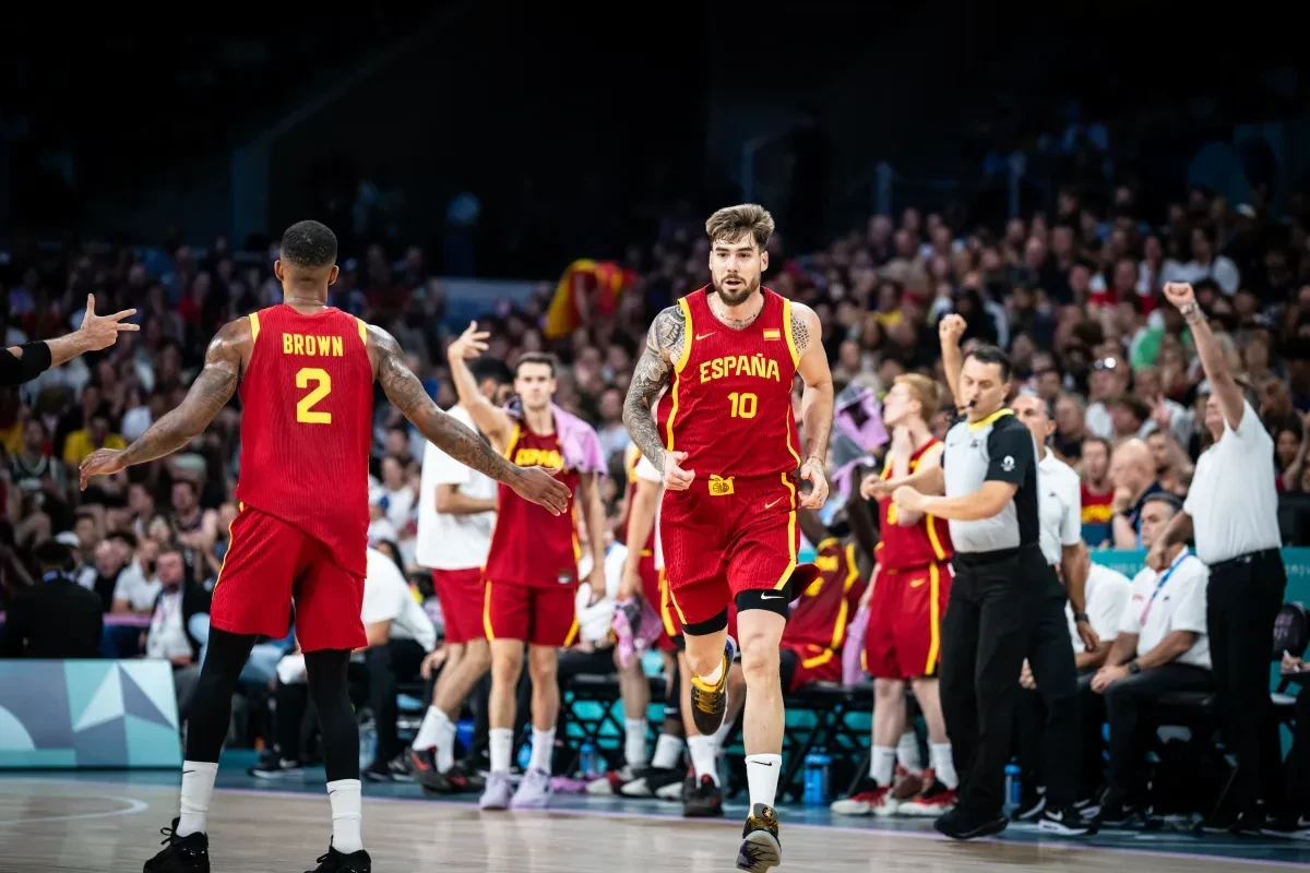 Ο Χουάντσο Ερνανγκόμεθ θα τιμηθεί ως ο καλύτερος Ισπανός που αγωνίζεται εκτός χώρας