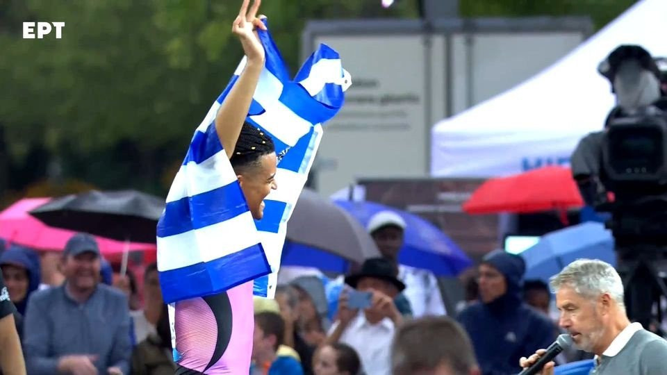 Οι πανηγυρισμοί του Καραλή με το κοινό στη Λωζάνη μετά τη νίκη του στο Diamond League (video)