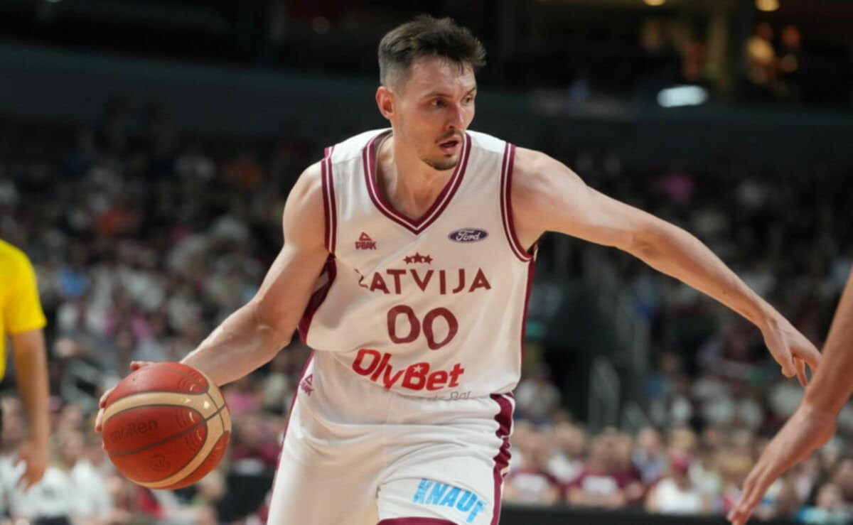 Χωρίς Κούρουκς κόντρα στην Ελλάδα η Λετονία, εξαιρετικά αμφίβολος για το Eurobasket 2025