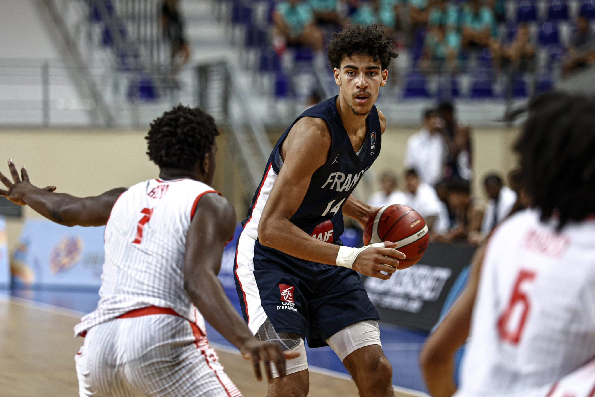 Εντυπωσιακή Γαλλία νίκησε με +65 στην πρεμιέρα του Eurobasket U16