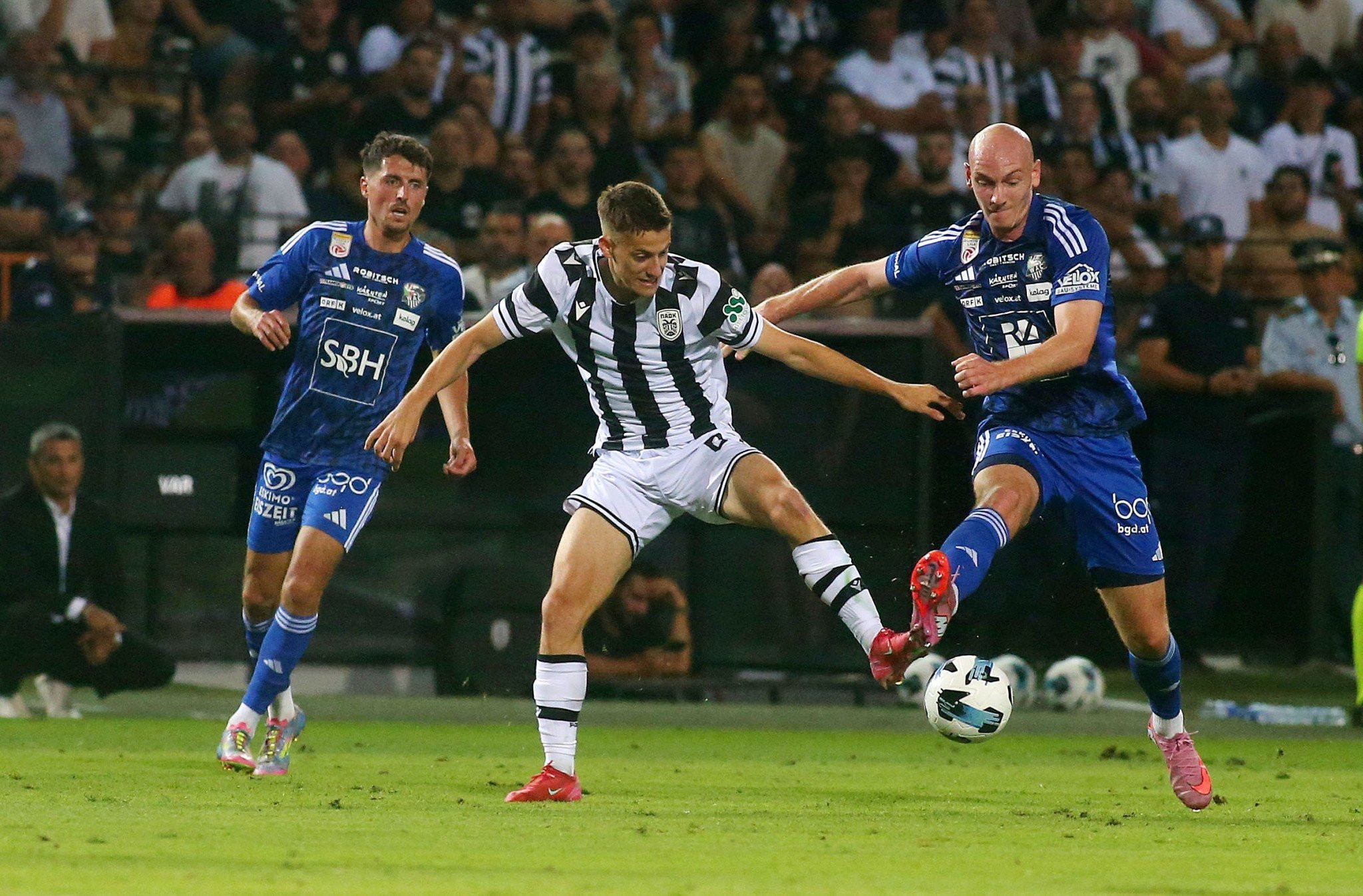 Ο Παβλένκα κράτησε όρθιο τον ΠΑΟΚ κόντρα στην Βόλφσμπεργκερ