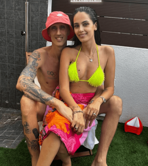 Ο Πολονάρα ολοκλήρωσε τον δεύτερο κύκλο θεραπειών και φωτογραφίζεται  με τη σύζυγό του (pic)