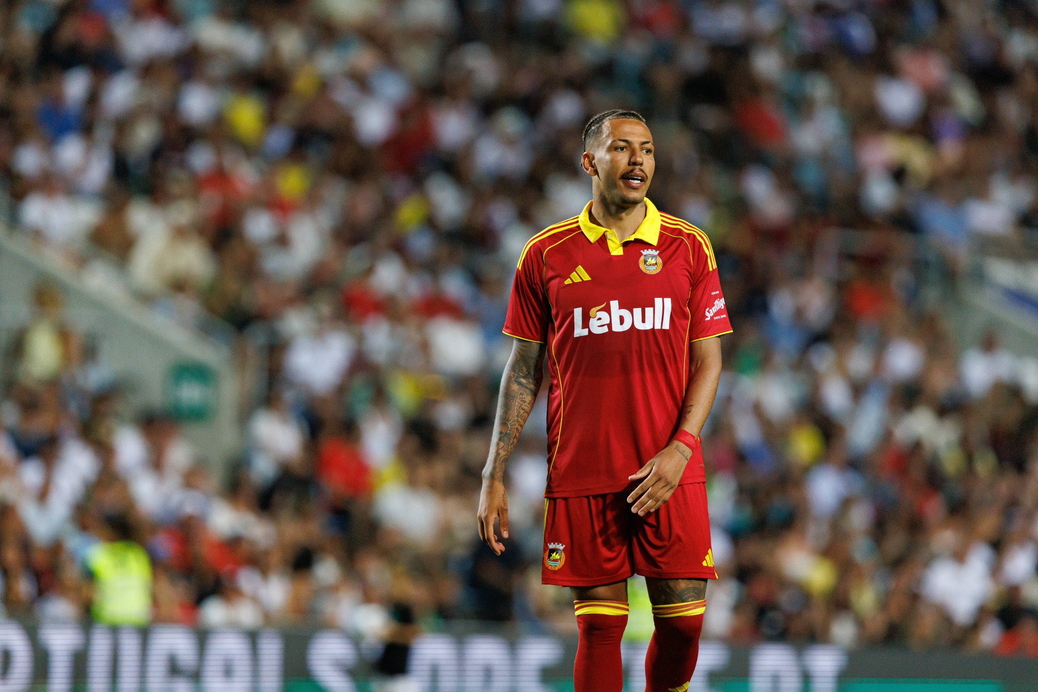 Δεν το «κλείδωσε» η Ρίο Άβε και την... πάτησε στην πρεμιέρα της