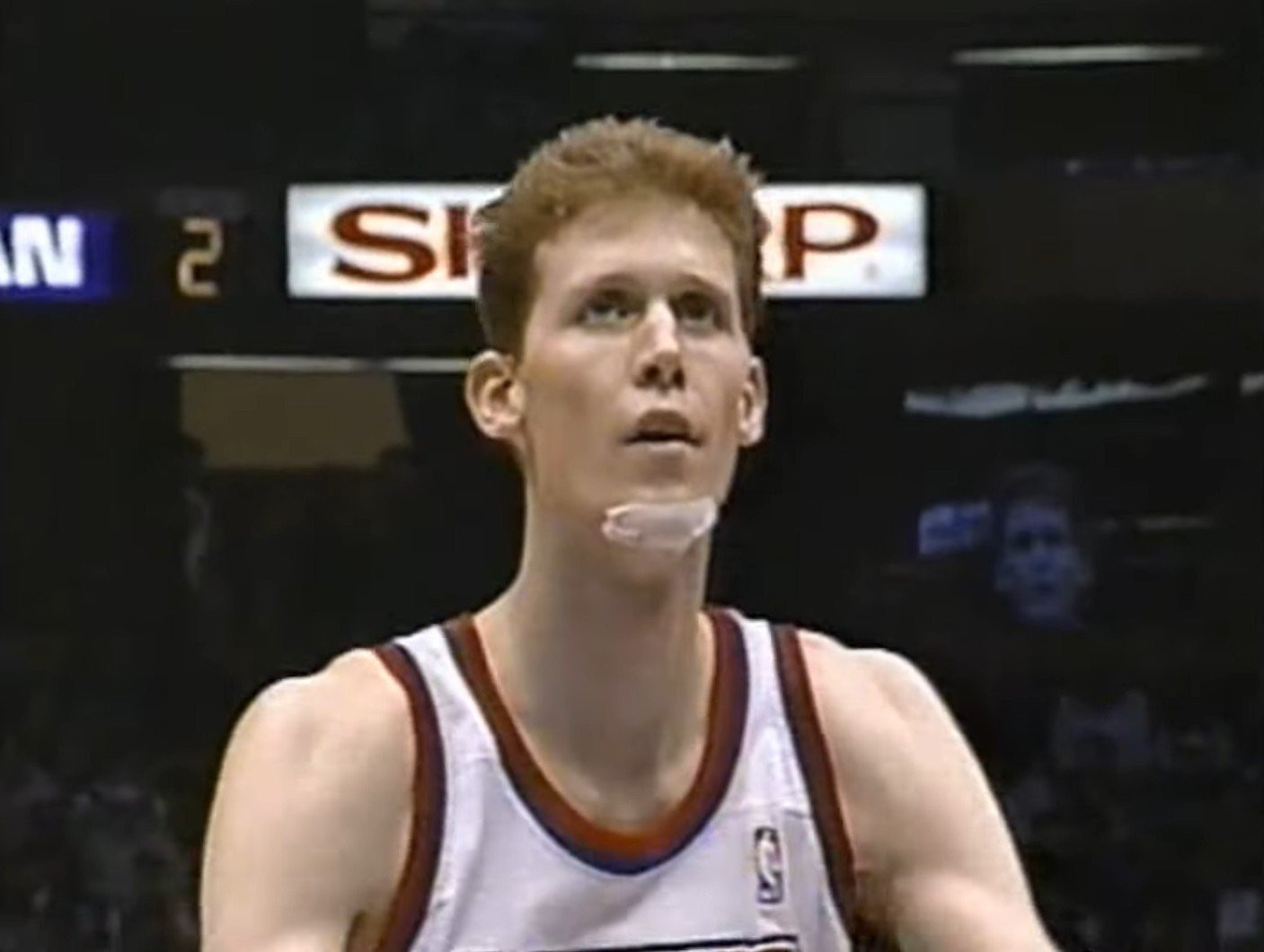 Πρώην διάσημος παίκτης του NBA καθηλωμένος σε αναπηρικό αμαξίδιο (videos)