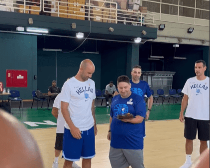 Ο Σπανούλης για τα γενέθλια του ευχήθηκε μετάλλιο με την Εθνική και Euroleague με τη Μονακό (video)