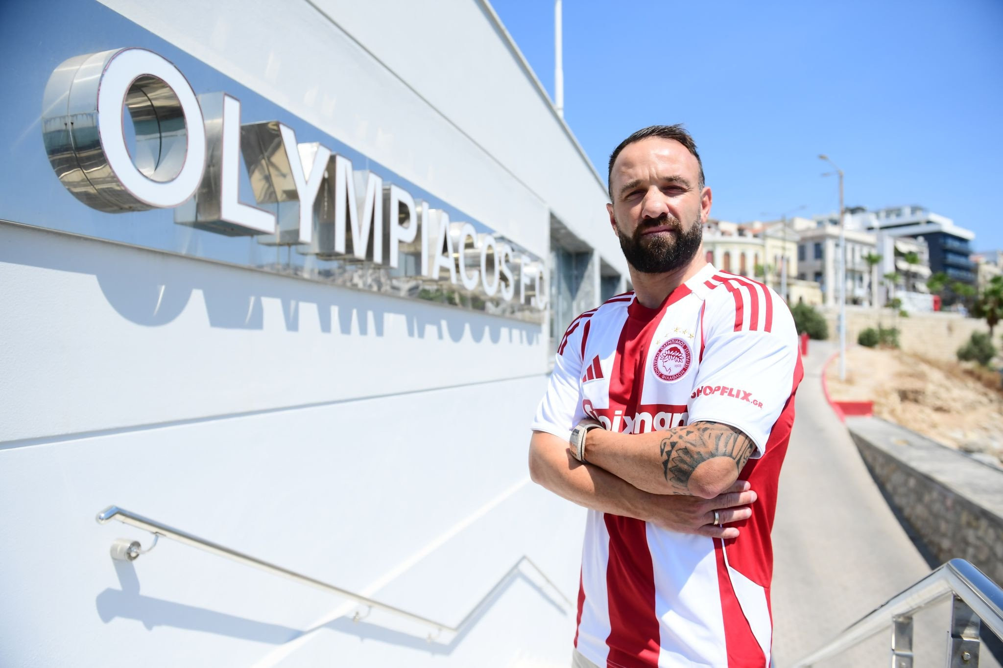 Επίσημη η επιστροφή Βαλμπουενά στον Ολυμπιακό