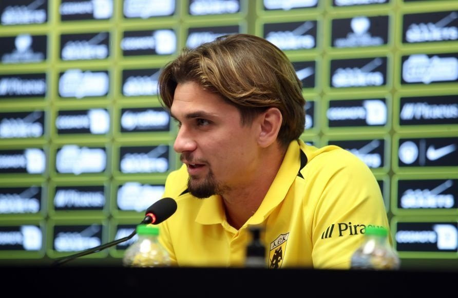 Μαρίν: «Εκπληκτικός ο κόσμος της ΑΕΚ, πάμε για την πρόκριση»