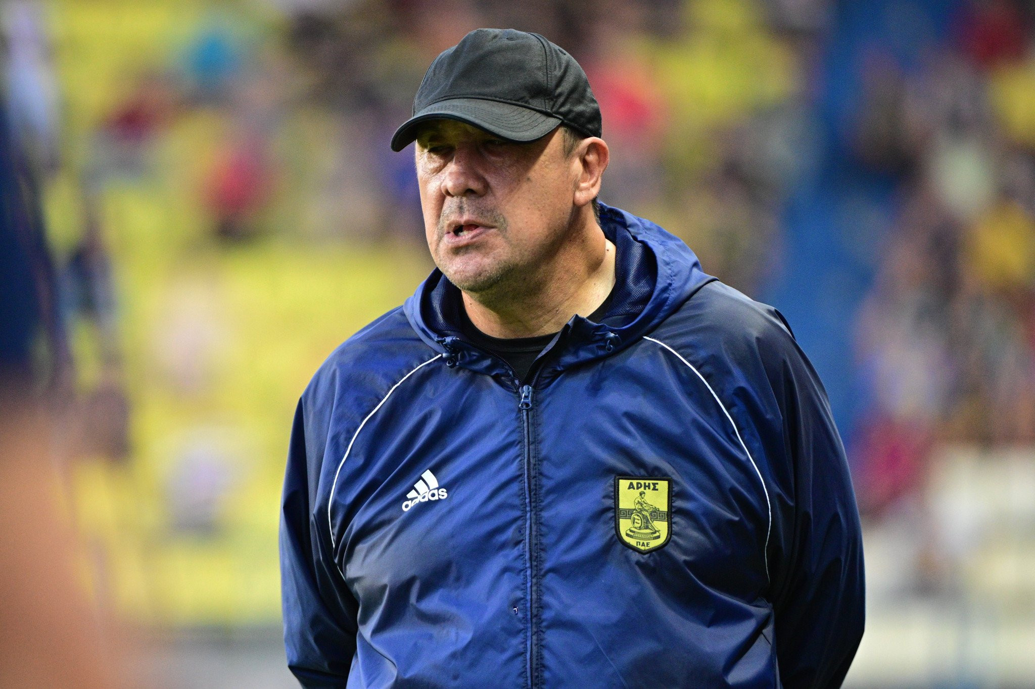 Βοηθός προπονητή σε ομάδα της 7ης κατηγορίας ο Χερμάν Μπούργος