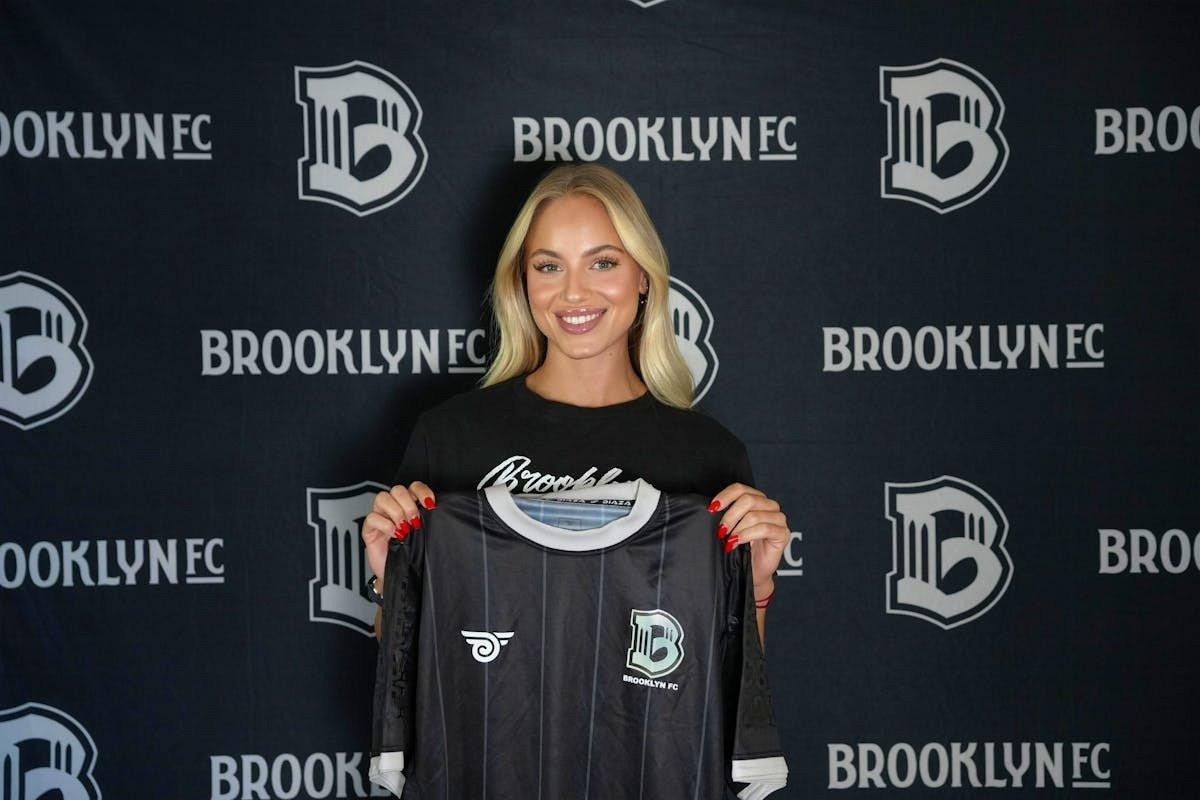 Άννα Μαρία Μάρκοβιτς: «Η πιο όμορφη ποδοσφαιρίστρια στον κόσμο» πήρε μεταγραφή σε ομάδα έκπληξη