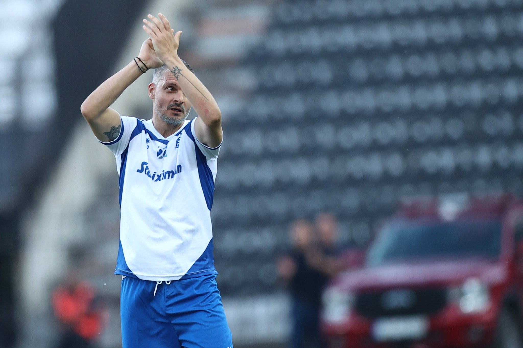 Ο Άγγελος Χαριστέας πρωταγωνιστεί στο βίντεο του Άρη για το βόλεϊ γυναικών