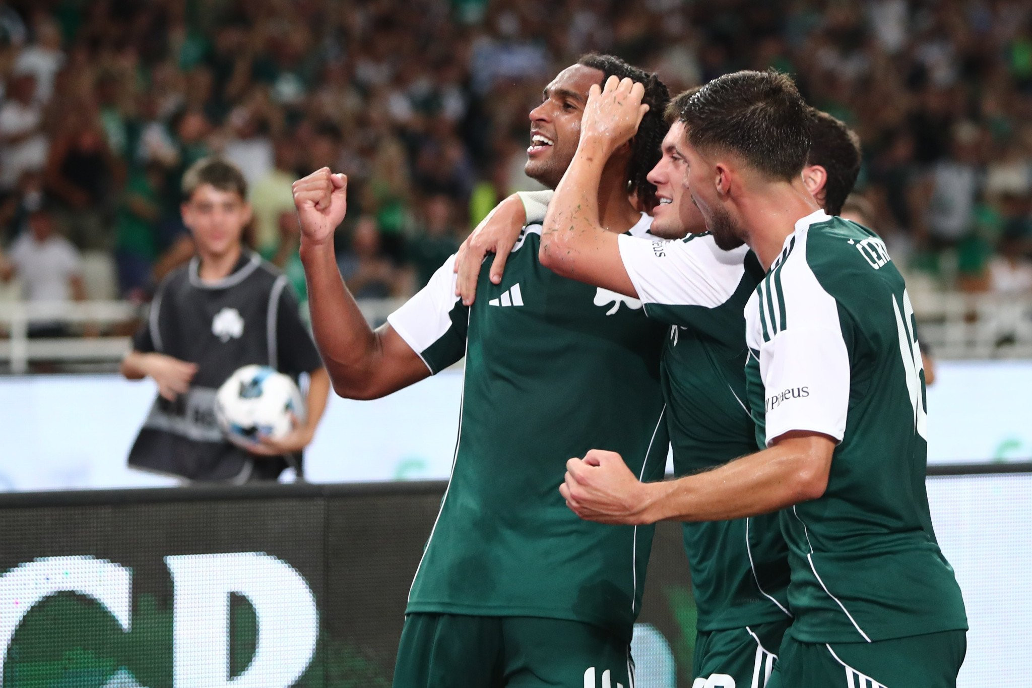 Η κεφαλιά του Πάλμερ-Μπράουν για την ανατροπή του Παναθηναϊκού (video)