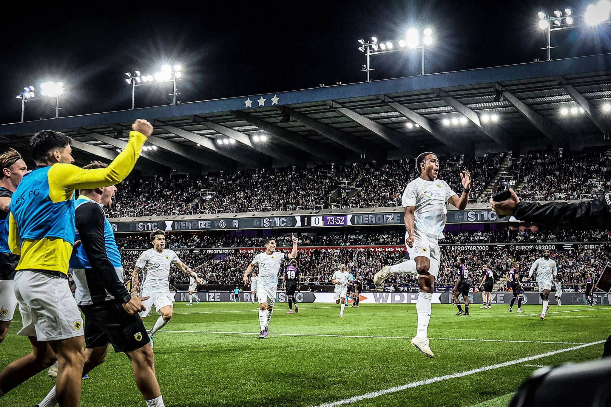 Η ΑΕΚ δίνει μάχη με τον... εαυτό της και μέχρι στιγμής κερδίζει