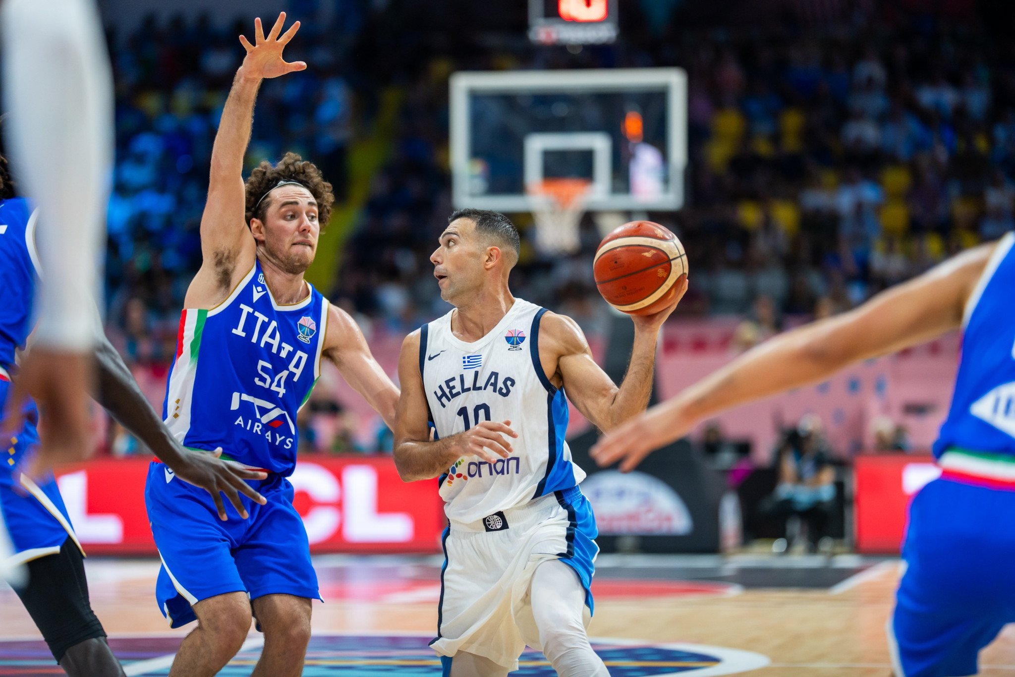 Σλούκας: «Με ιντριγκάρει να εκπροσωπώ την πατρίδα μου και όλους τους Έλληνες»