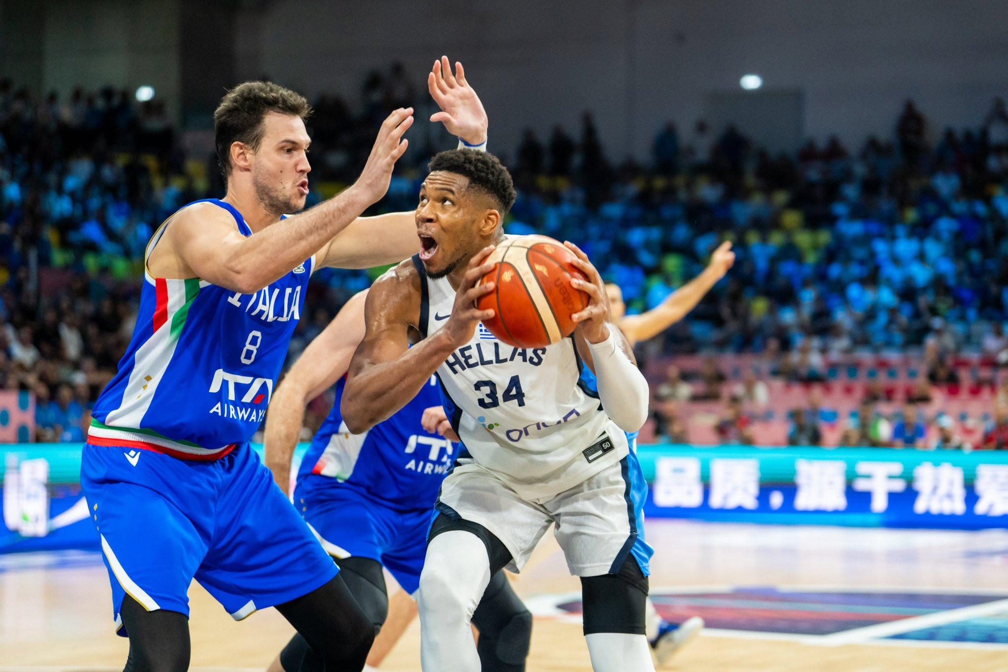 Τα καλύτερα του Γιάννη Αντετοκούνμπο στη νίκη κόντρα στην Ιταλία (video)