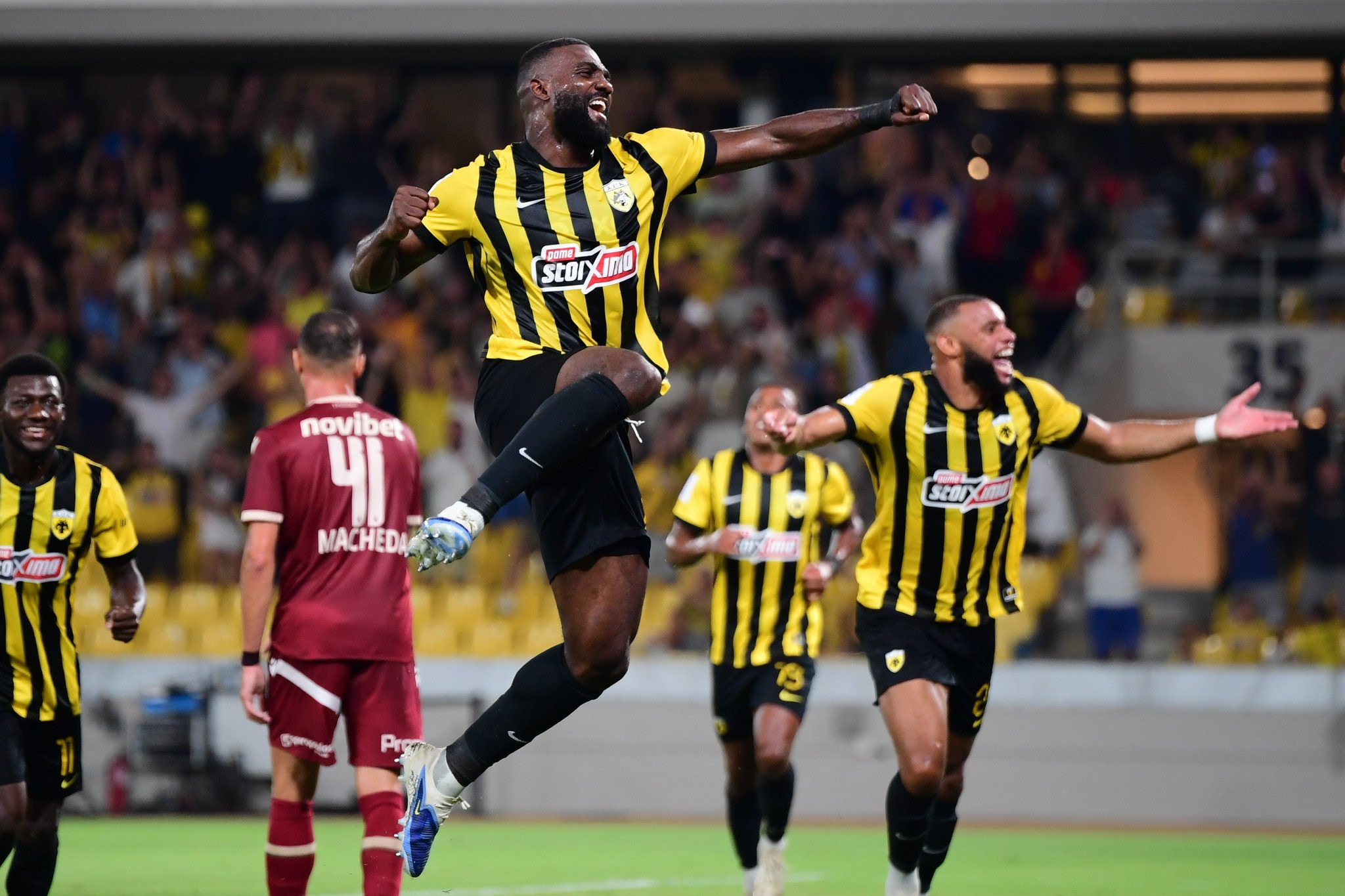 Η ΑΕΚ με φόρα και Πιερό κέρδισε και τον Αστέρα AKTOR