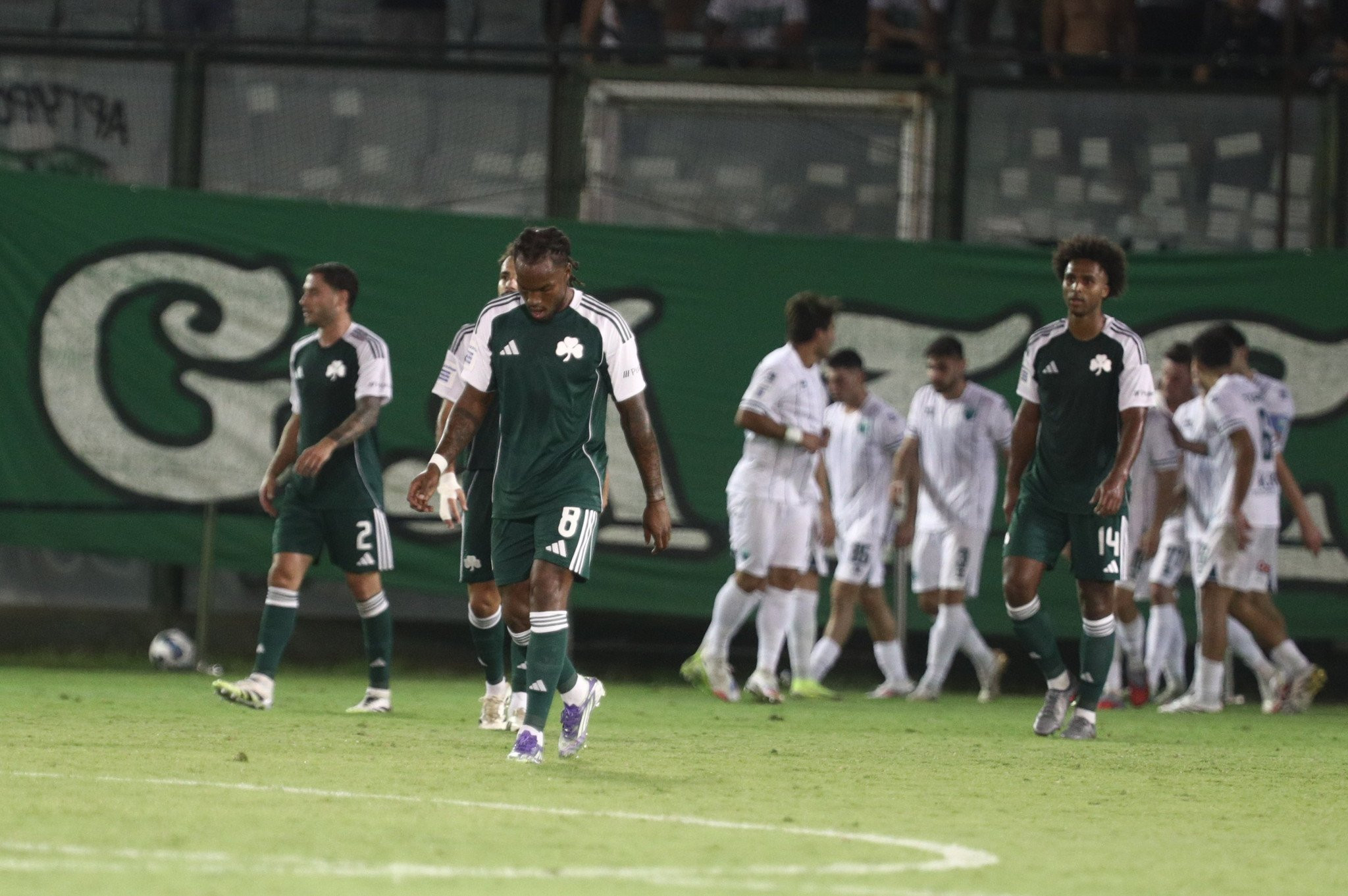 Ξεκίνημα με ανεπανάληπτη «γκέλα» για τον Παναθηναϊκό, ο Λεβαδειακός του έκοψε δύο βαθμούς