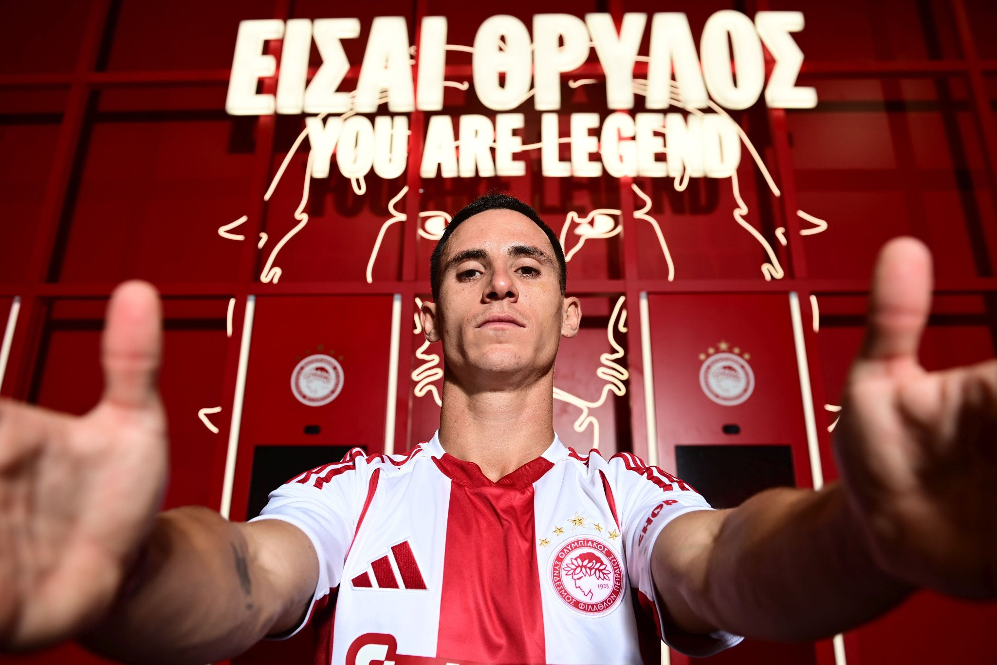 Η πρώτη ημέρα του Ποντένσε στον Ολυμπιακό