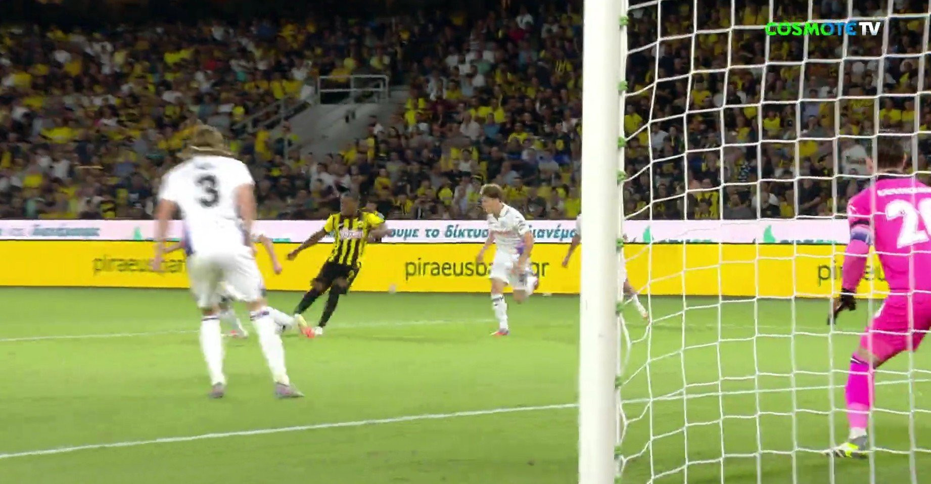 Ο μάγος Κουτέσα με σουτ το 2-0 για την ΑΕΚ (video)