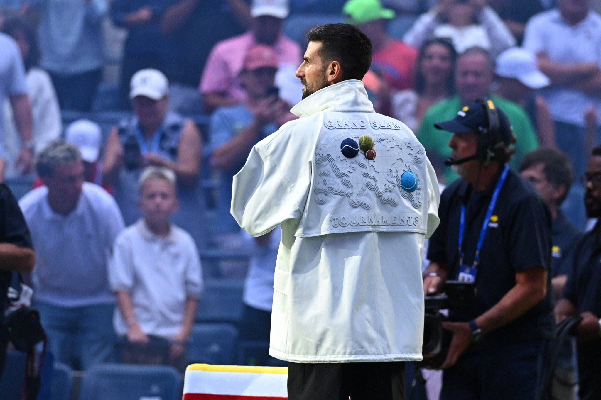 Το εκθαμβωτικό τζάκετ-σύμβολο της κληρονομιάς του Τζόκοβιτς (video)