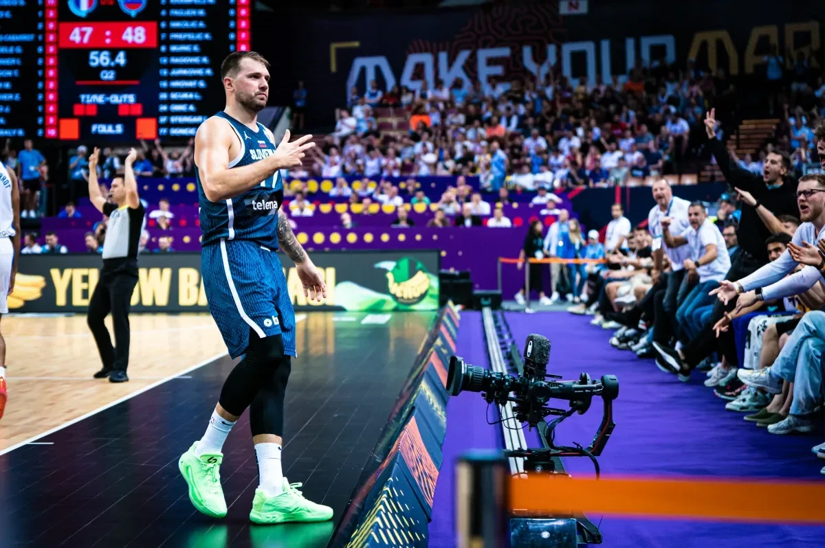 Απίστευτος Ντόντσιτς έχει βάλει 24 πόντους στους Γάλλους στο πρώτο ημίχρονο