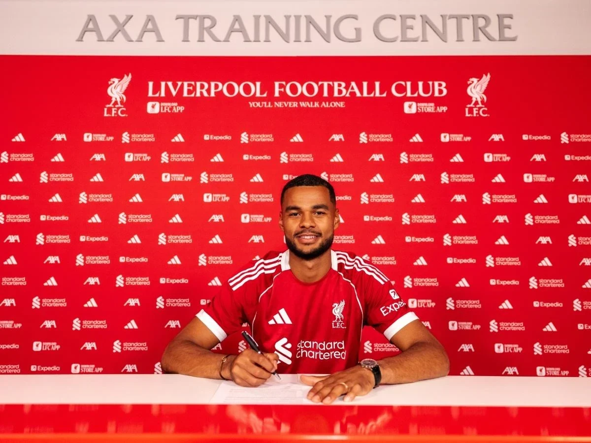 Ο Χάκπο ανανέωσε το συμβόλαιό του με την Λίβερπουλ