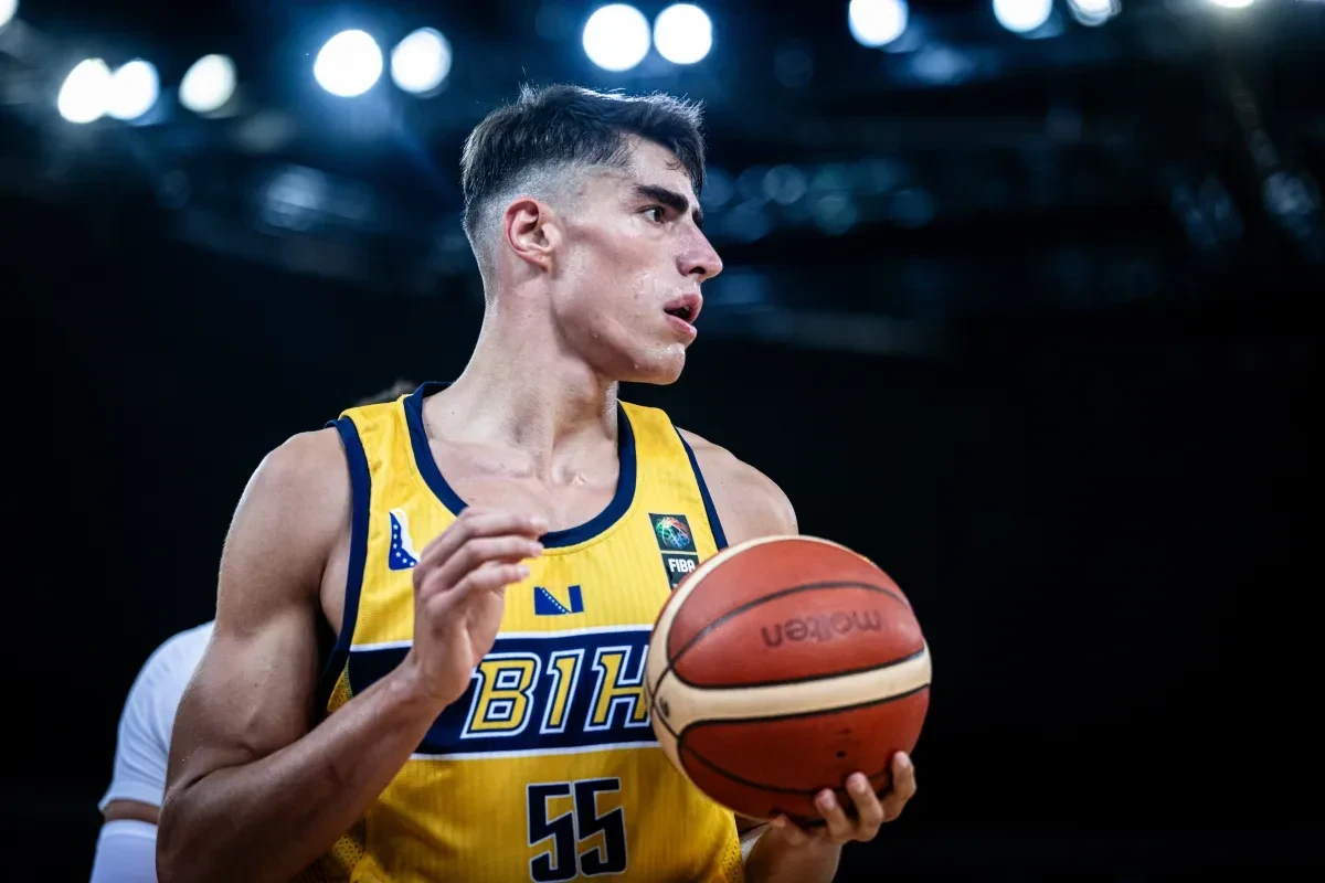 «Δεν γράφω σαν παίκτης, αλλά σαν εγγονός» : Η συγκινητική επιστολή του Γκάρζα στη FIBA